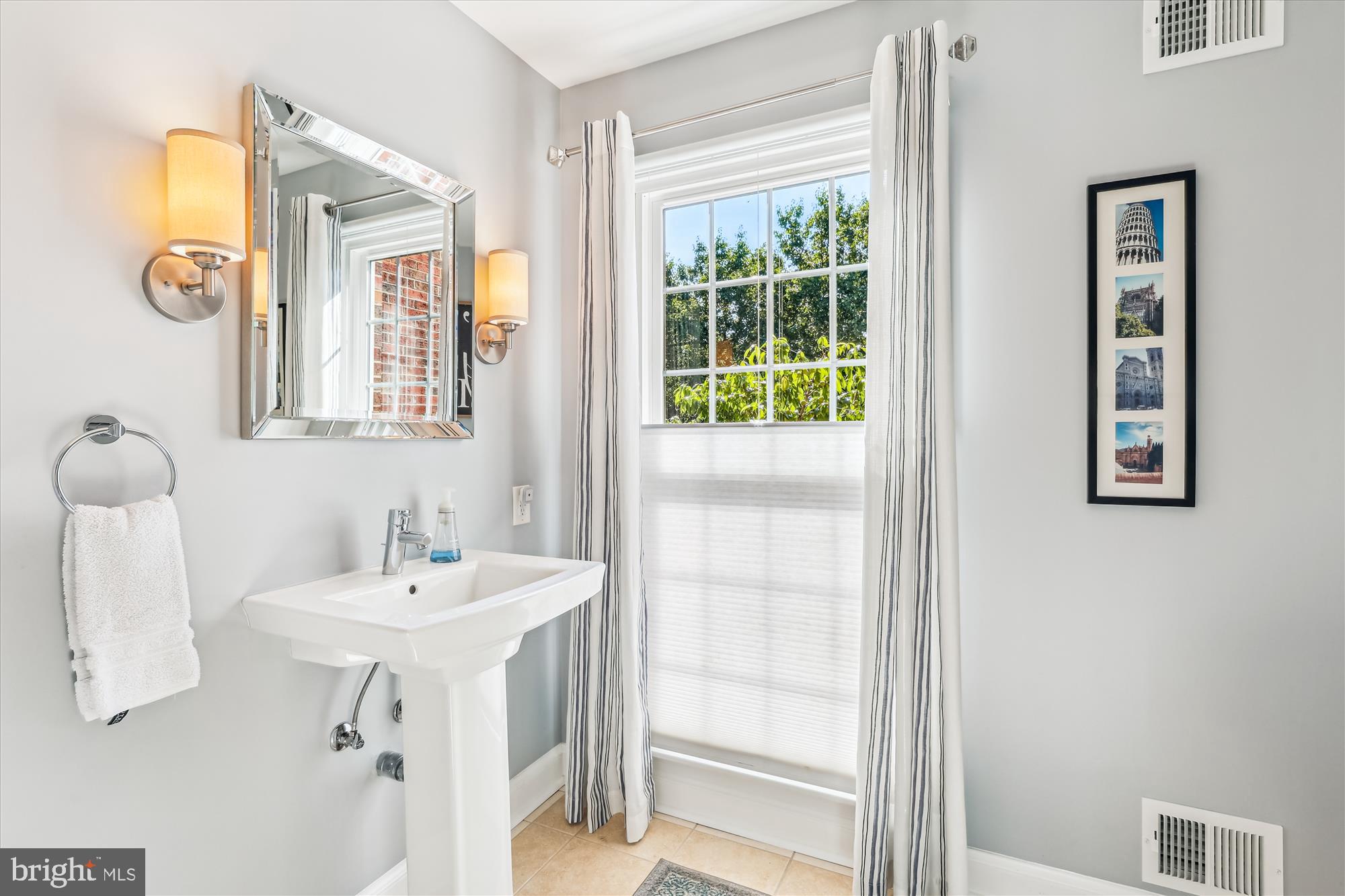 VAUXCLEUSE - Residential