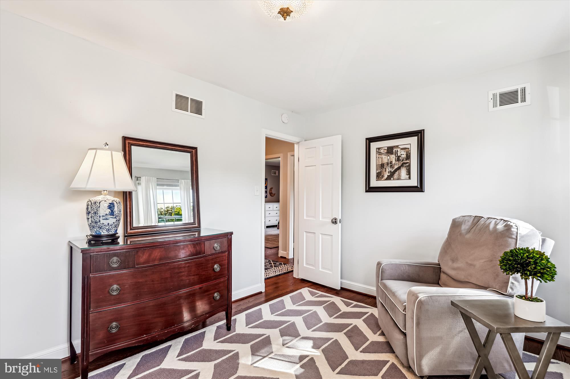 VAUXCLEUSE - Residential