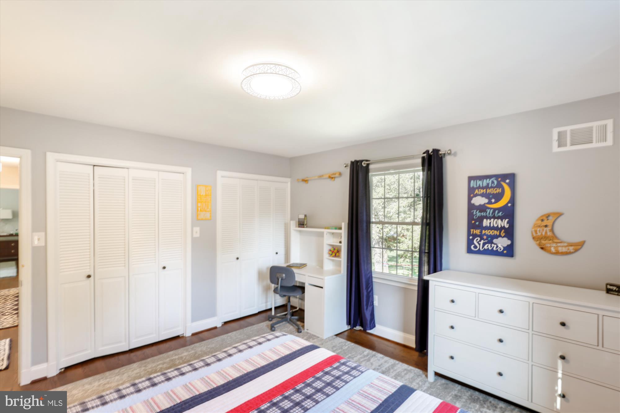 VAUXCLEUSE - Residential