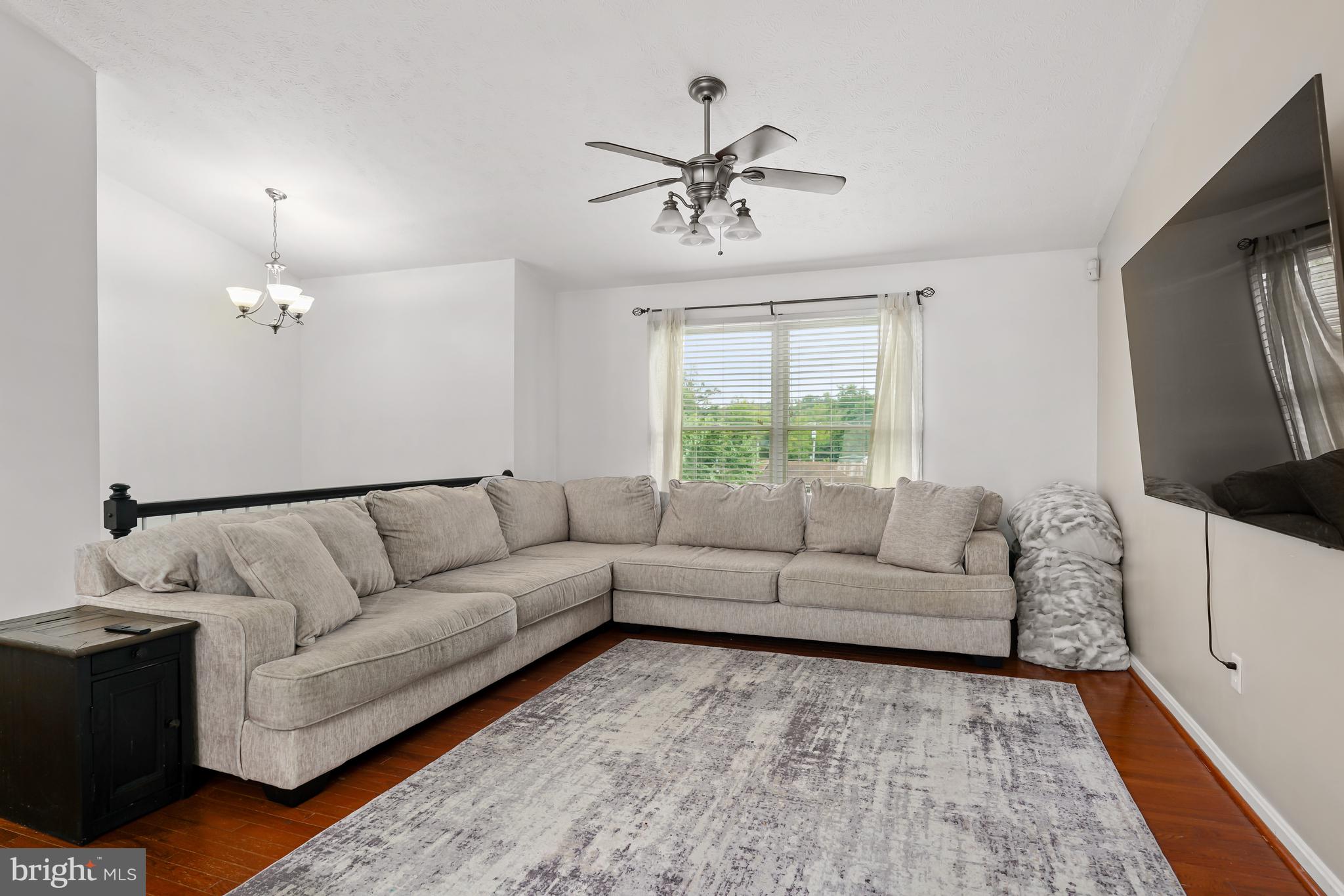 8 WOODSIDE DRIVE