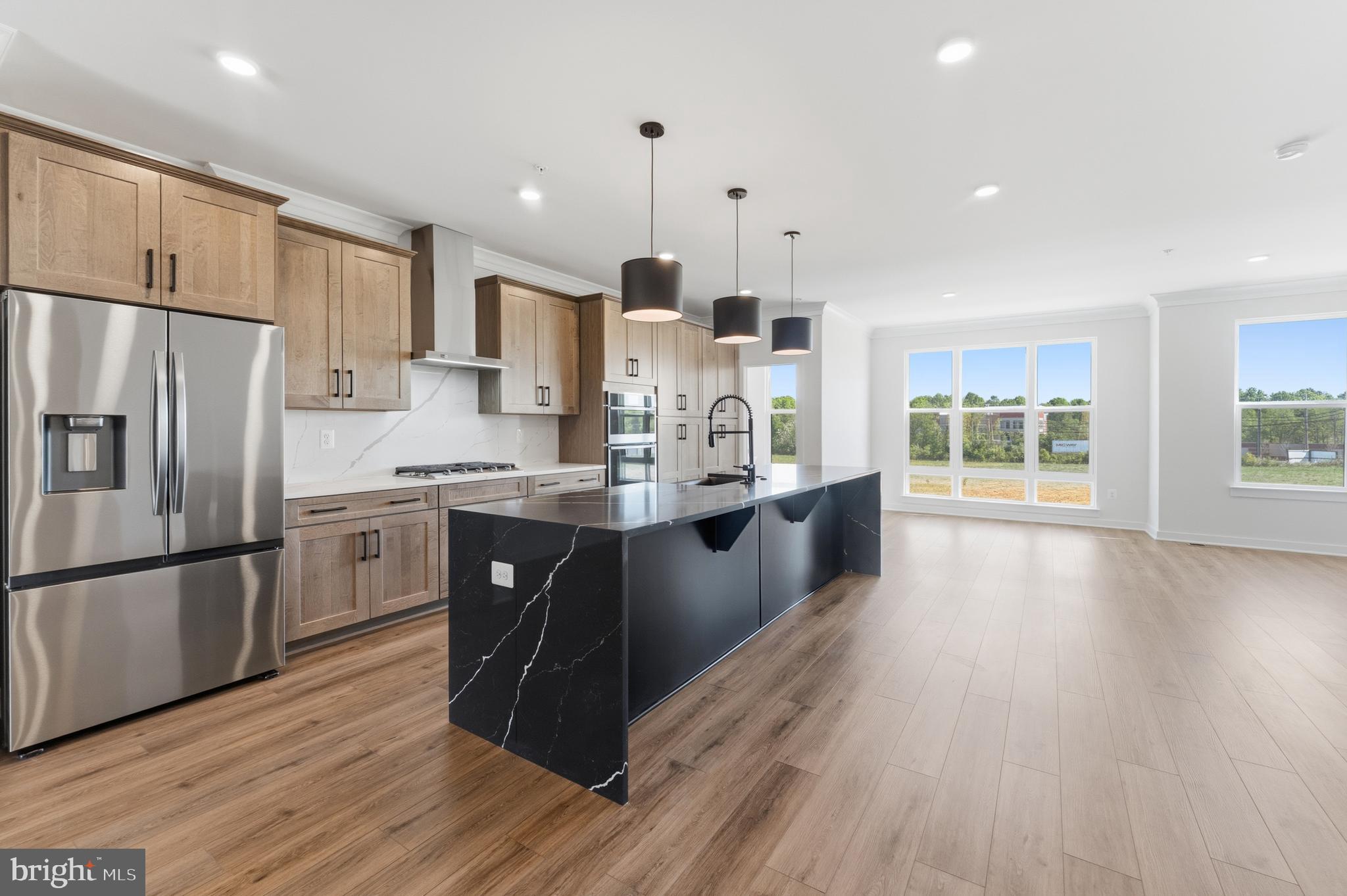 115 SUMMIT POINT BOULEVARD 18J
