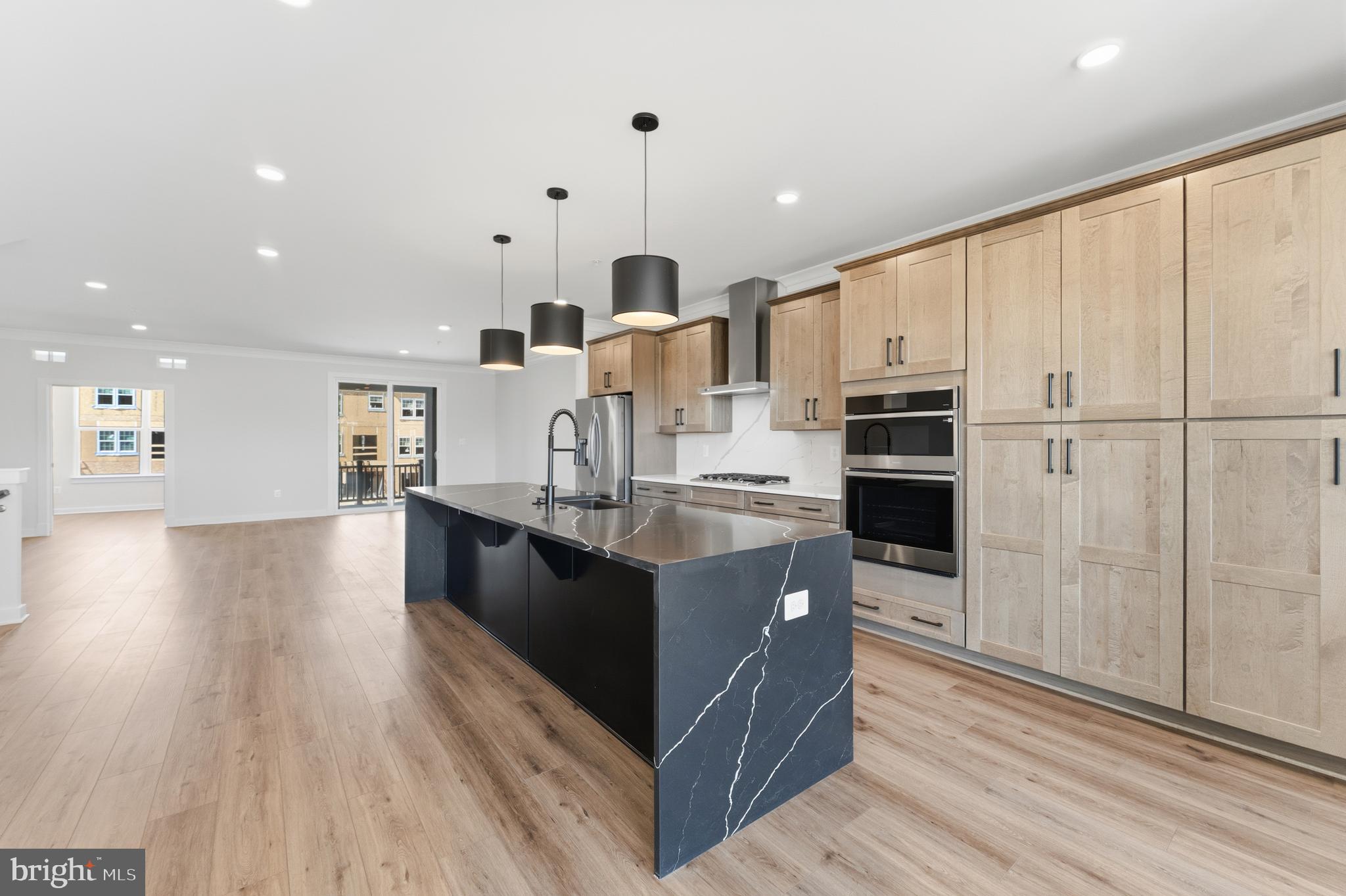 115 SUMMIT POINT BOULEVARD 18J