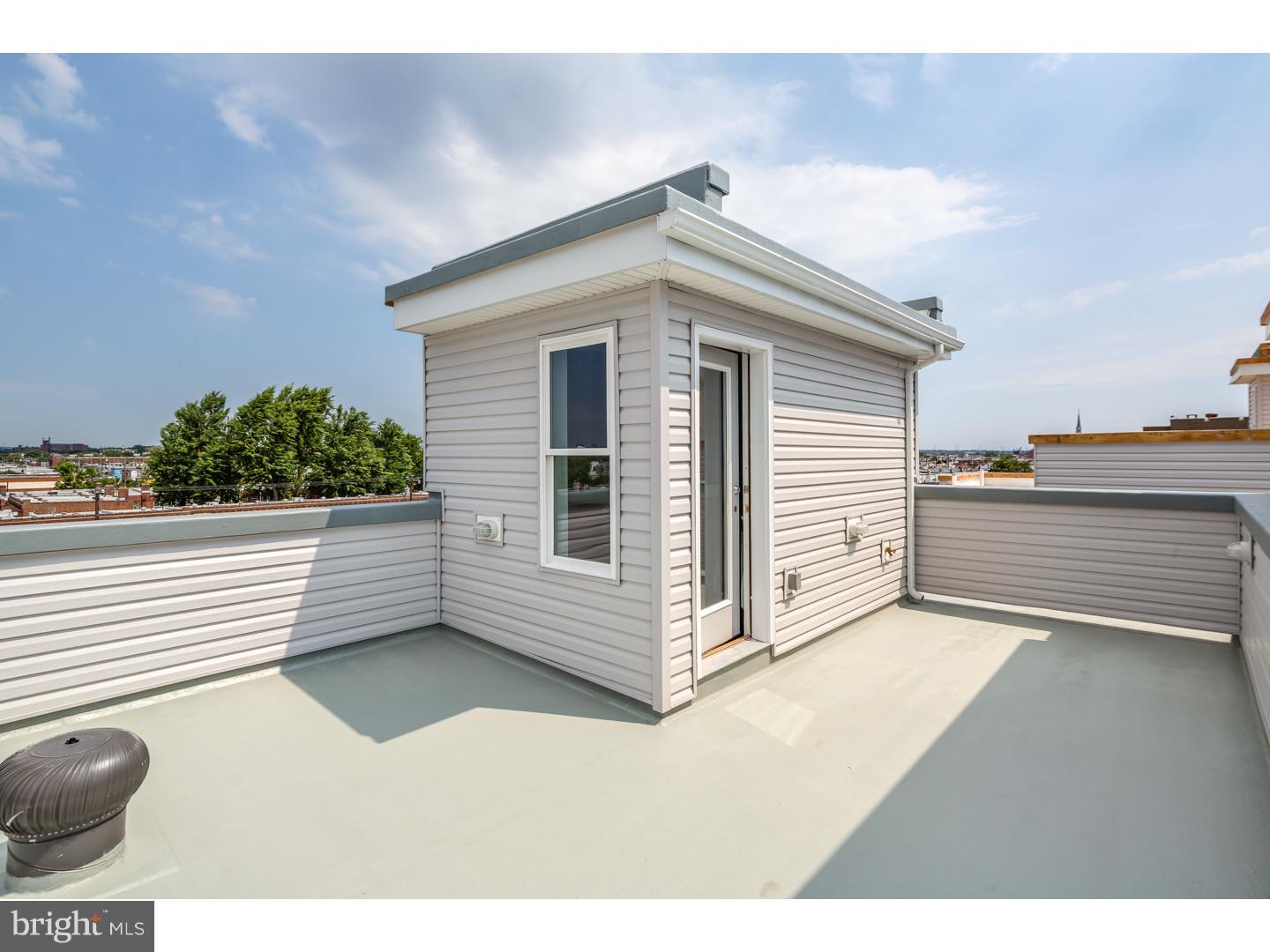 PORT RICHMOND - Residential