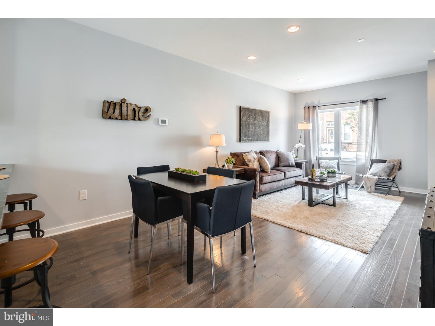 PORT RICHMOND - Residential