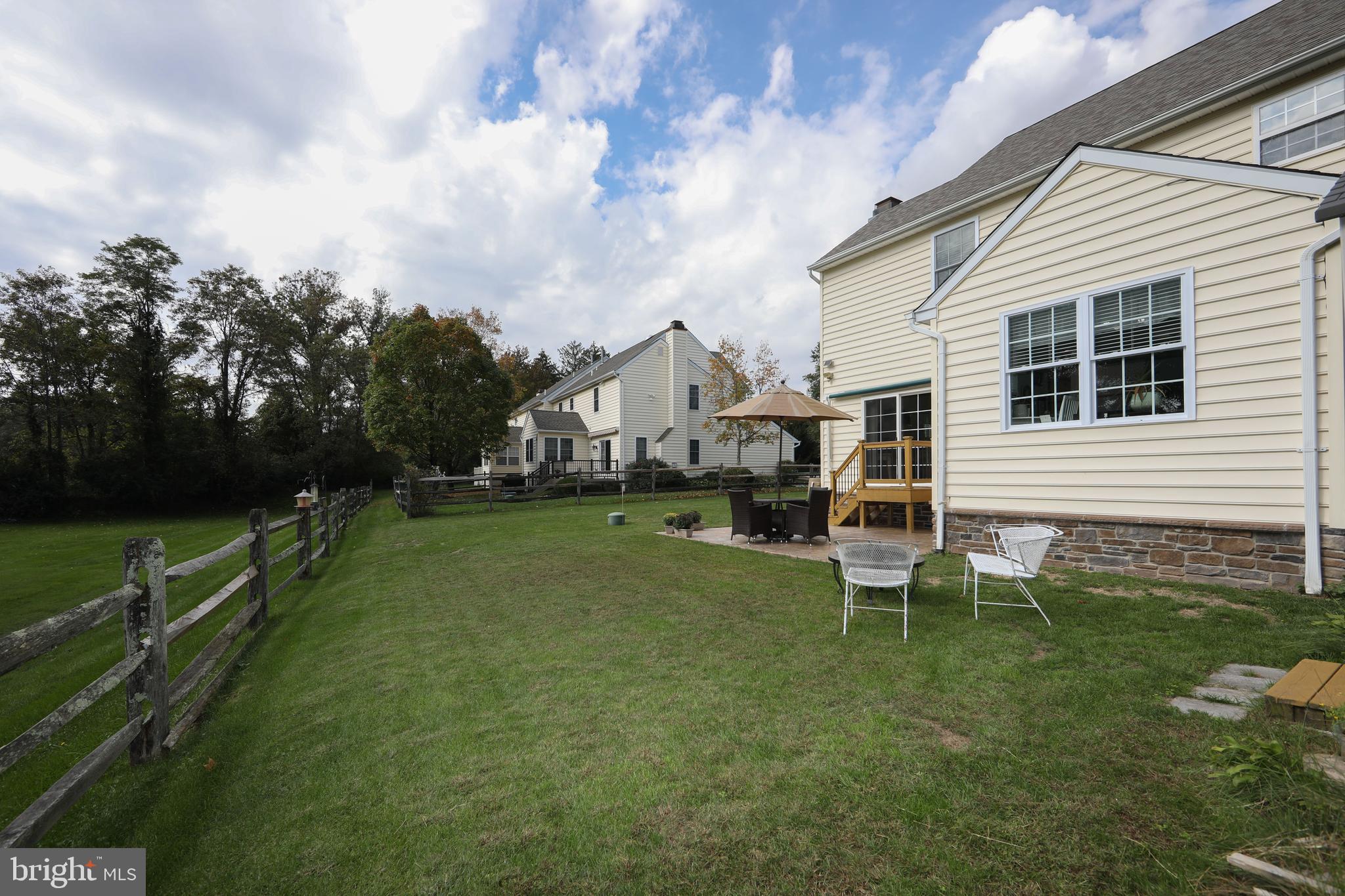 CARRIAGE HILL - Residential