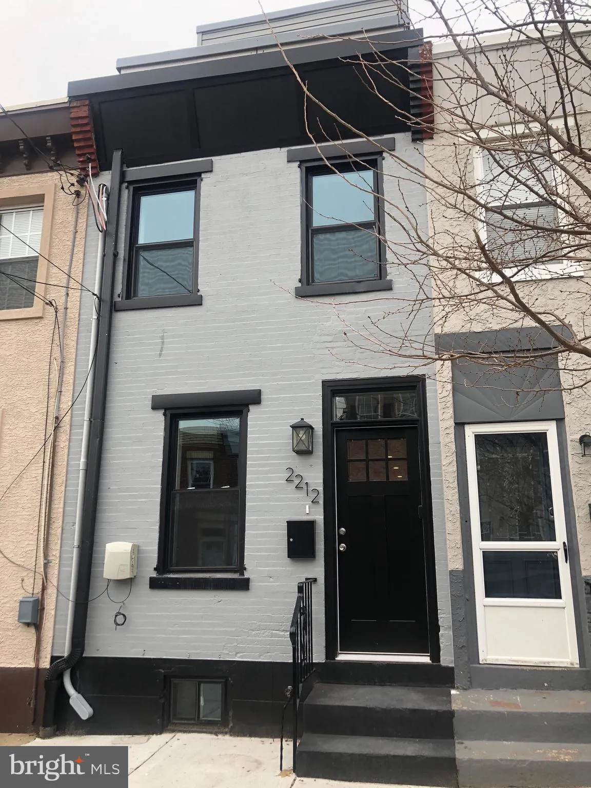 2212 Almond Street, Philadelphia, PA 19125