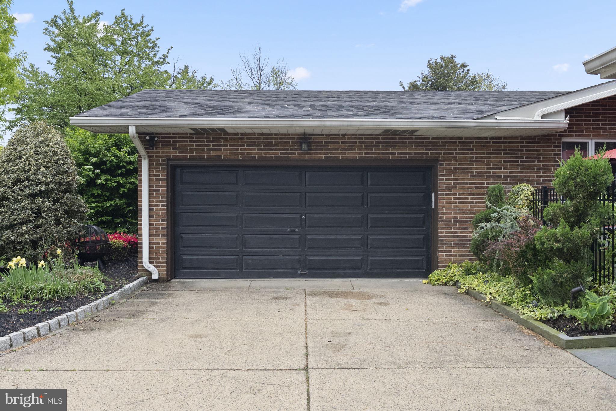 2509 RIVERTON ROAD