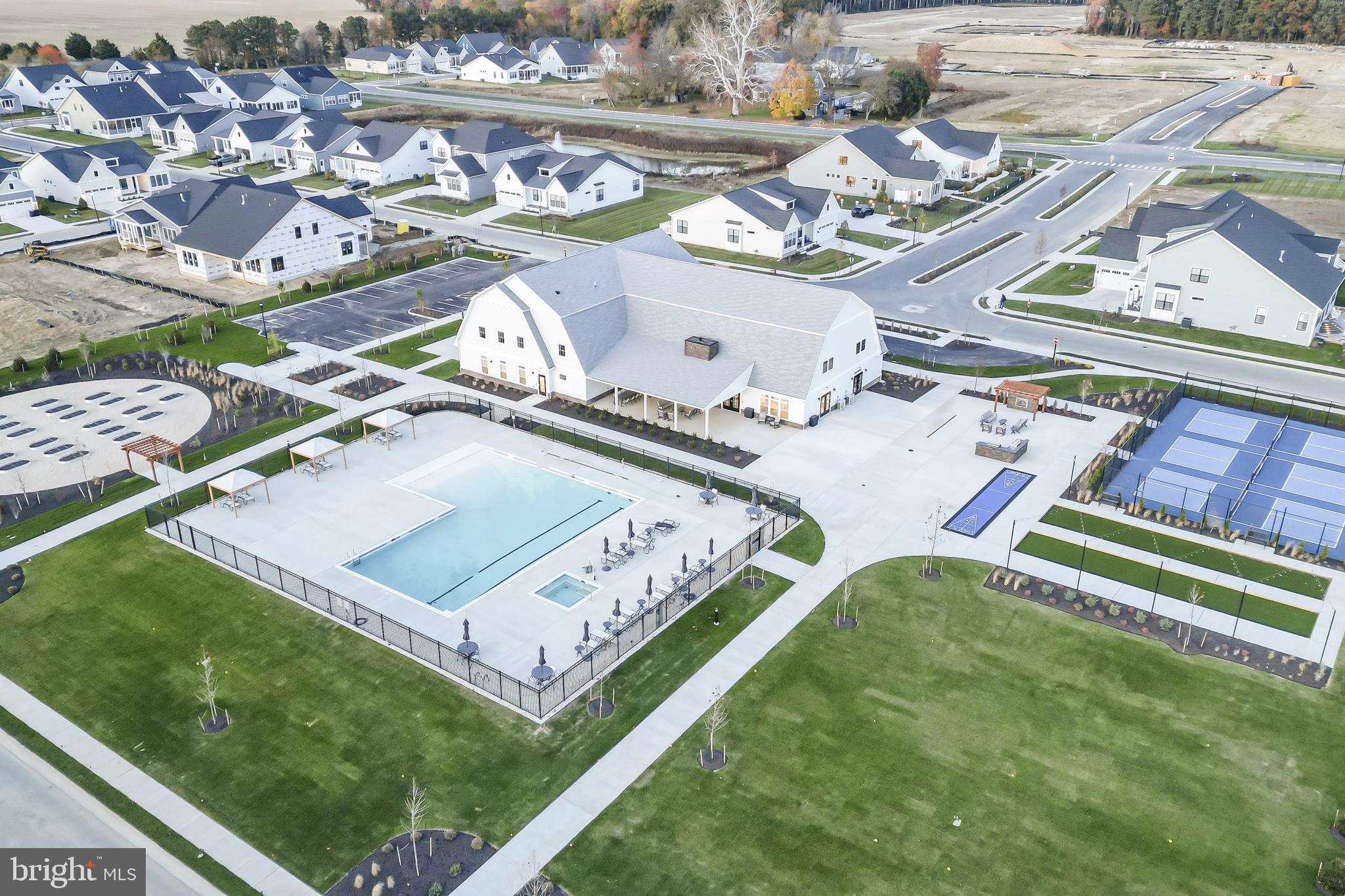 TOWER HILL - Residential