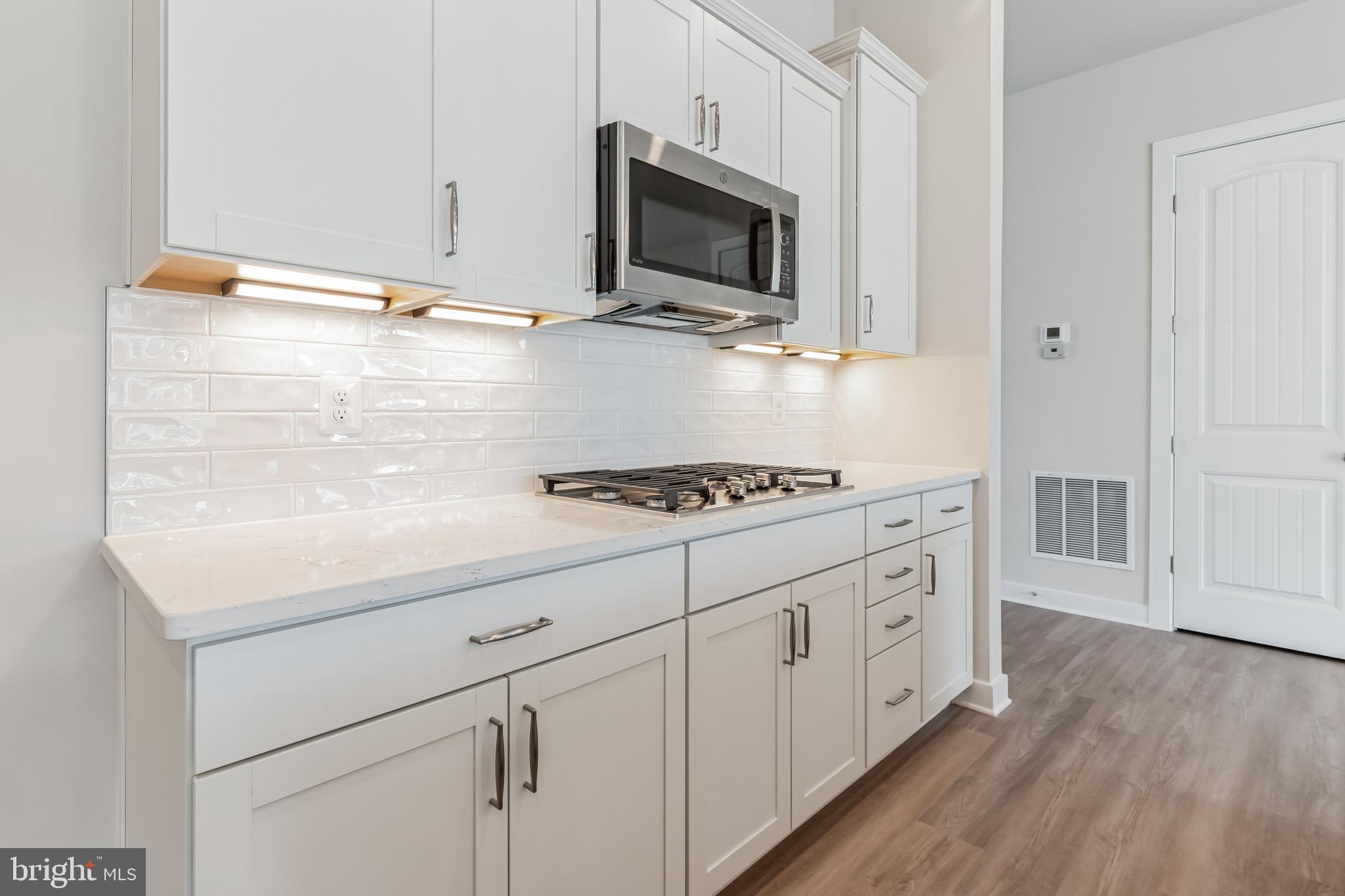 TOWER HILL - Residential