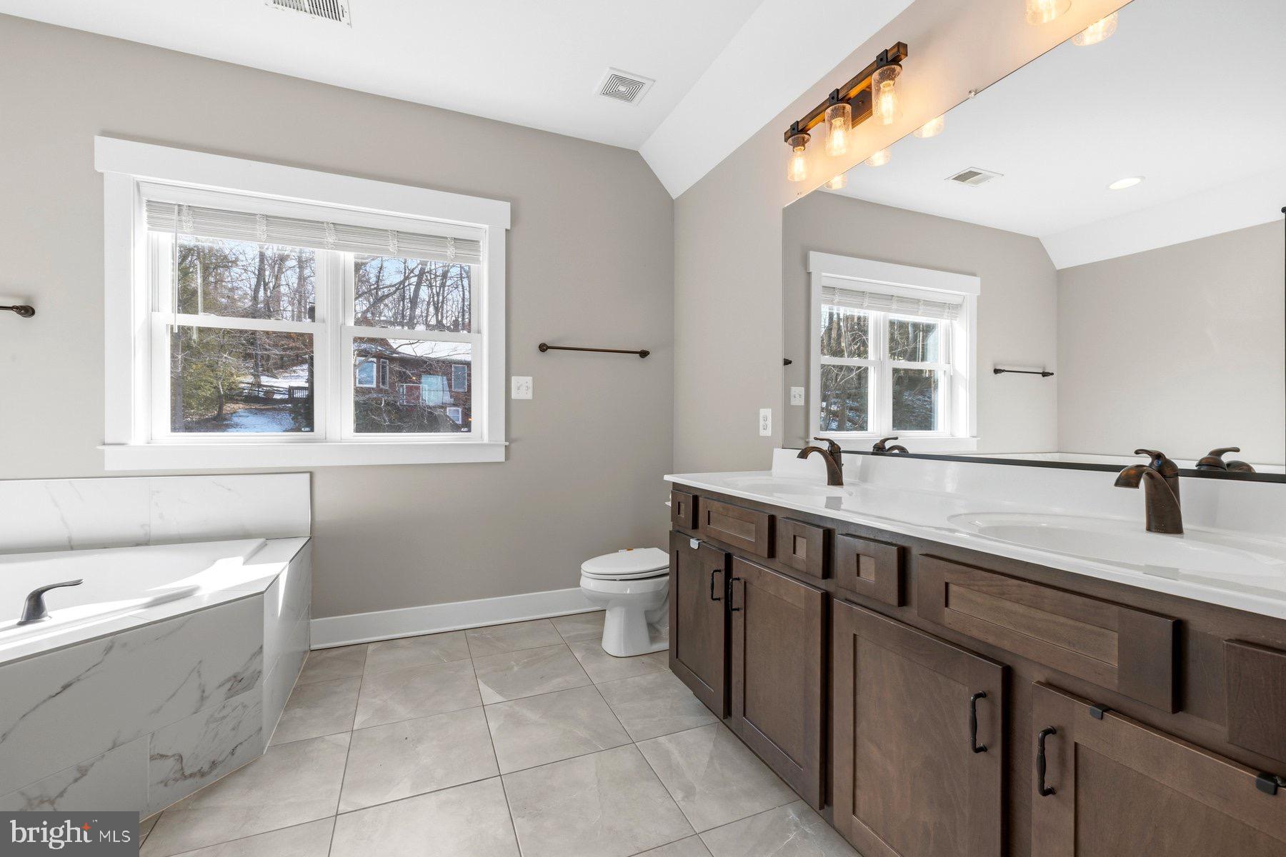 PINEHURST - Residential