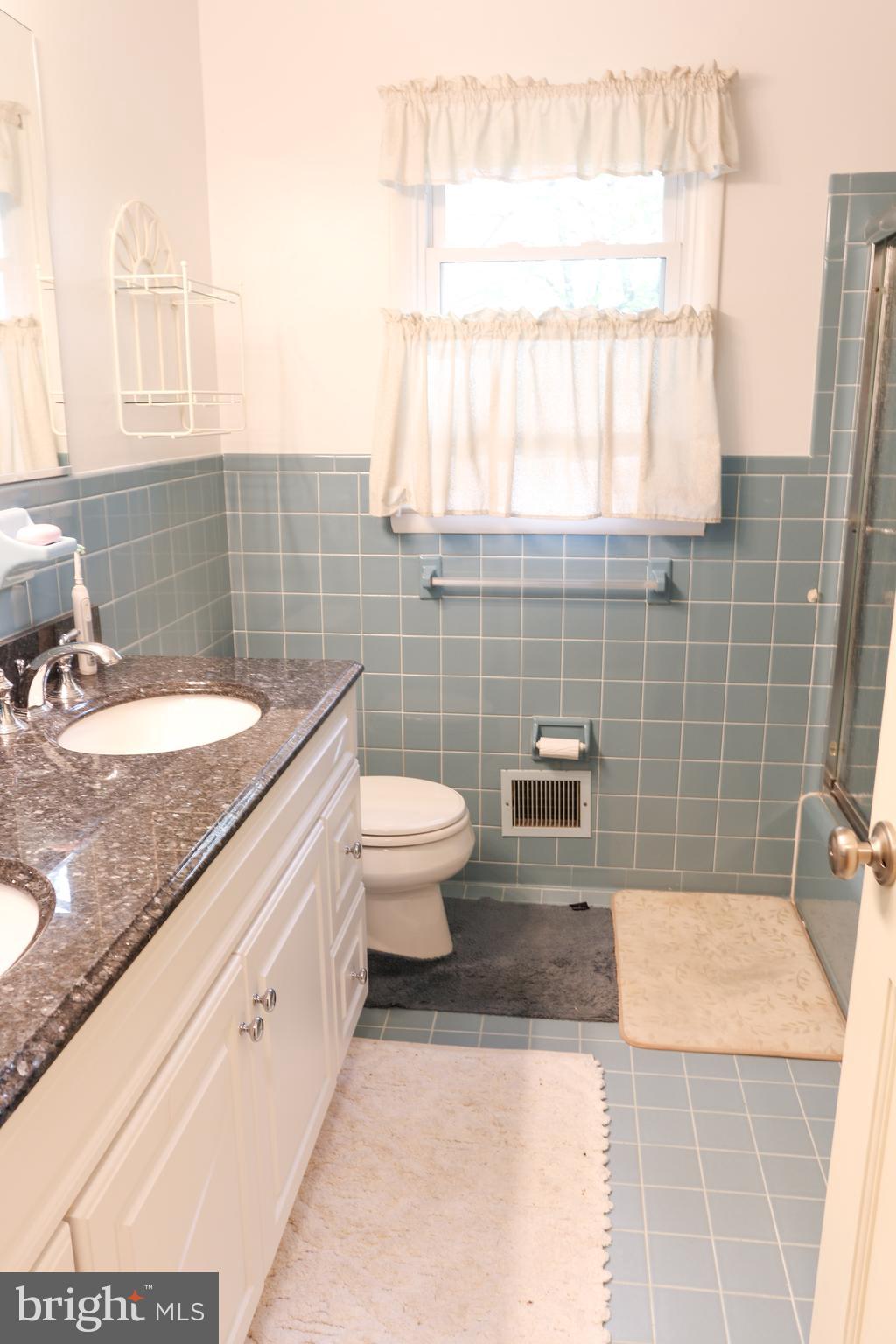 CHATHAM MEWS - Residential