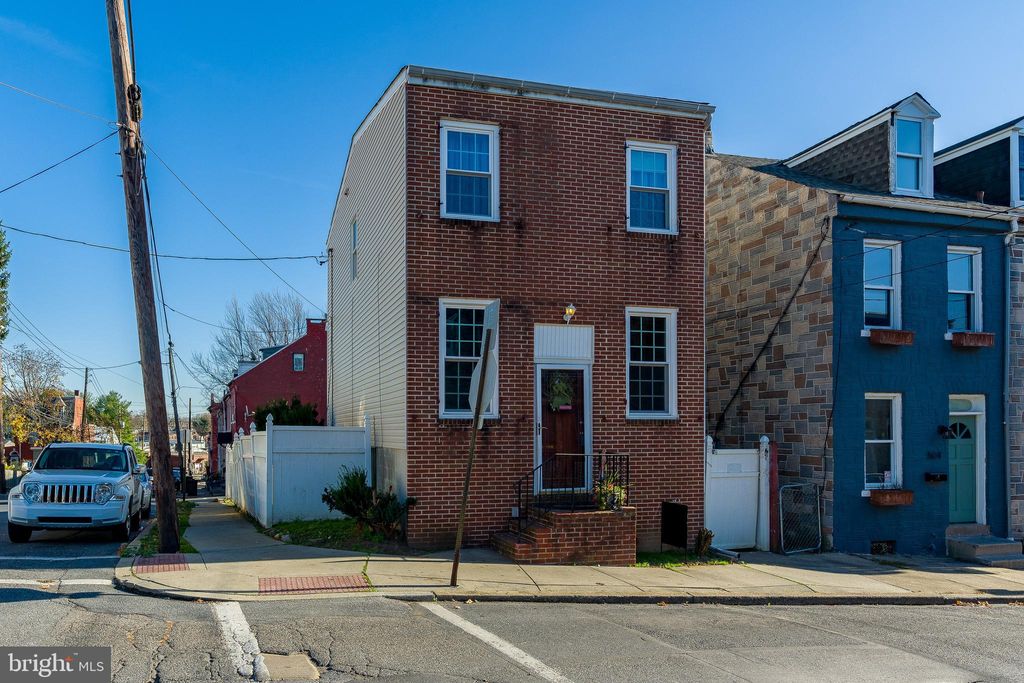 Photo of 502 POPLAR ST, LANCASTER, PA 17603 (MLS # PALA2027638)