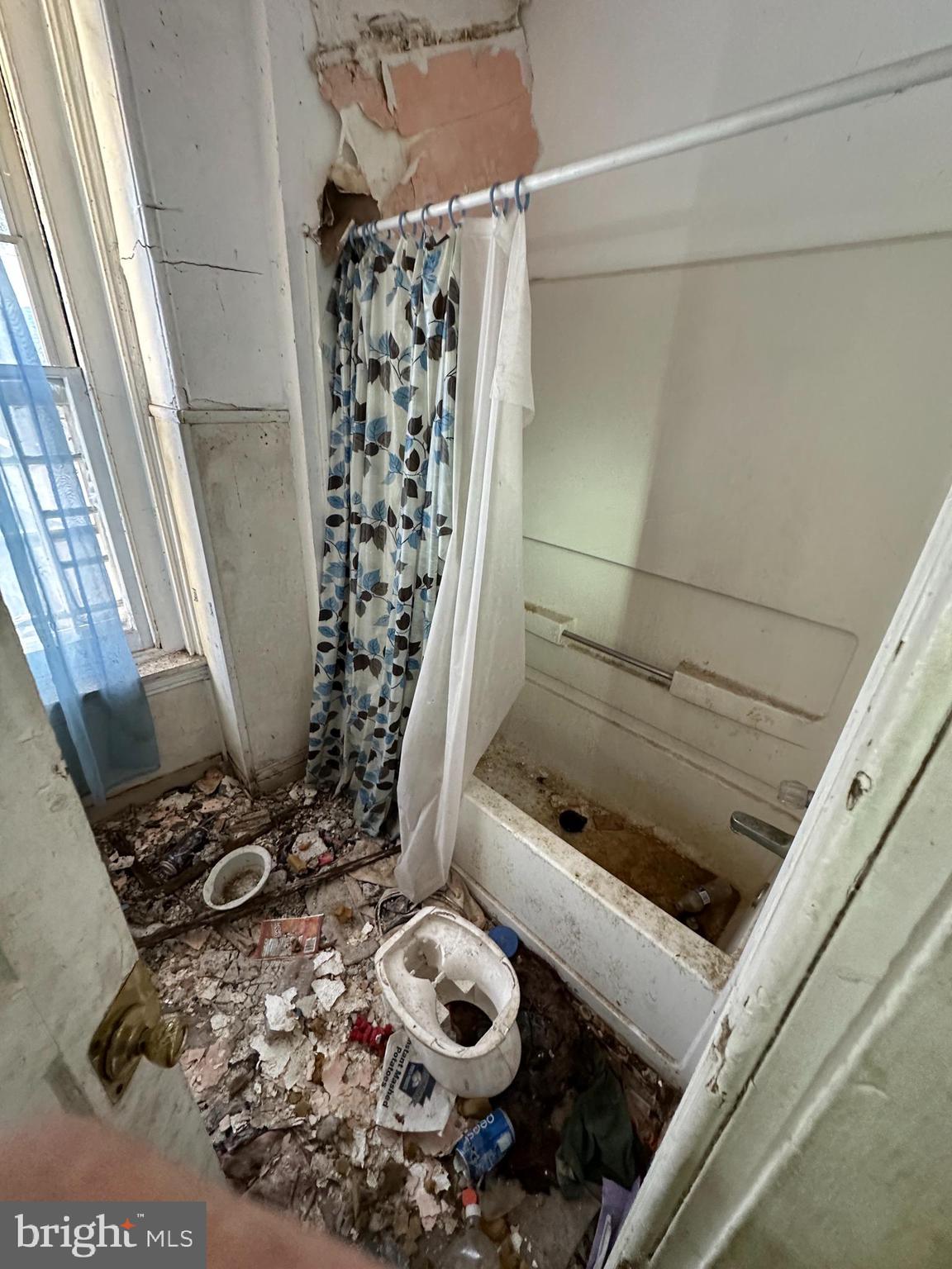 GERMANTOWN - Residential Income