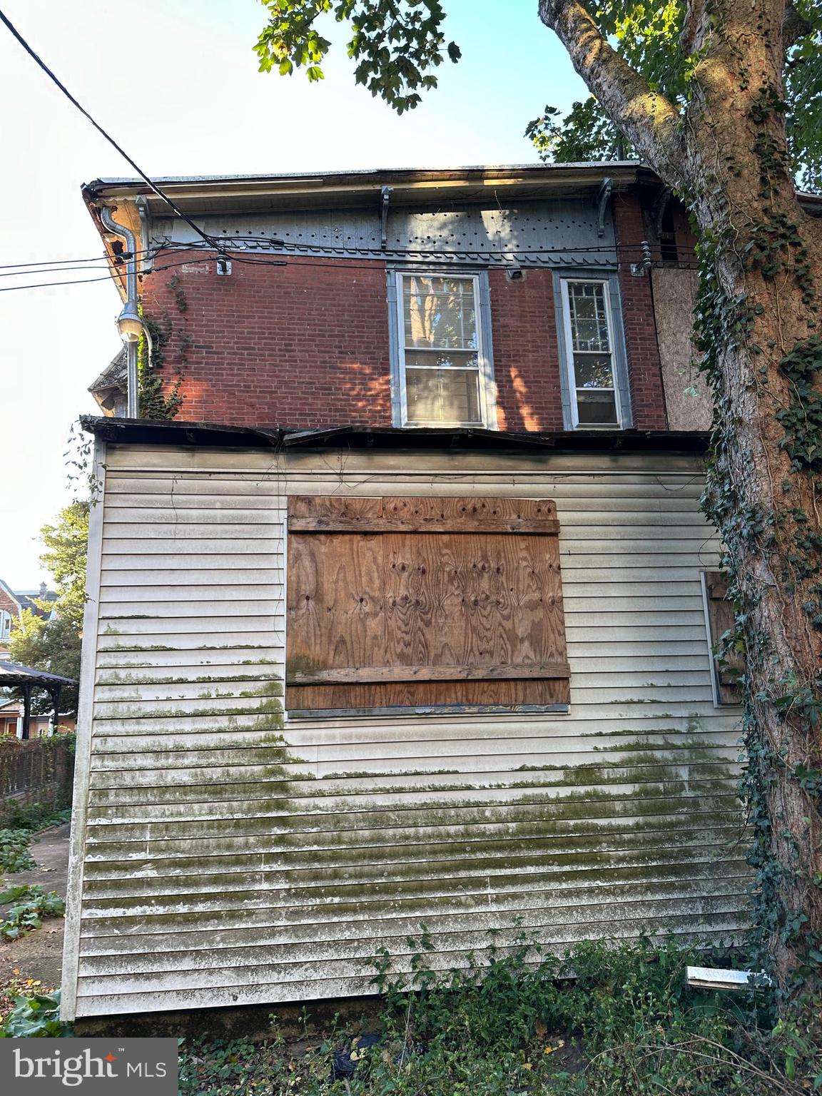 GERMANTOWN - Residential Income