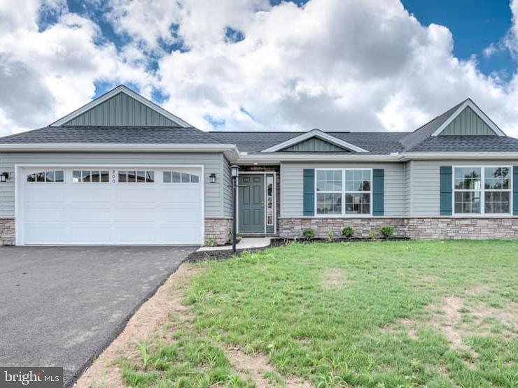 MEADOW LANE FARMS - Residential