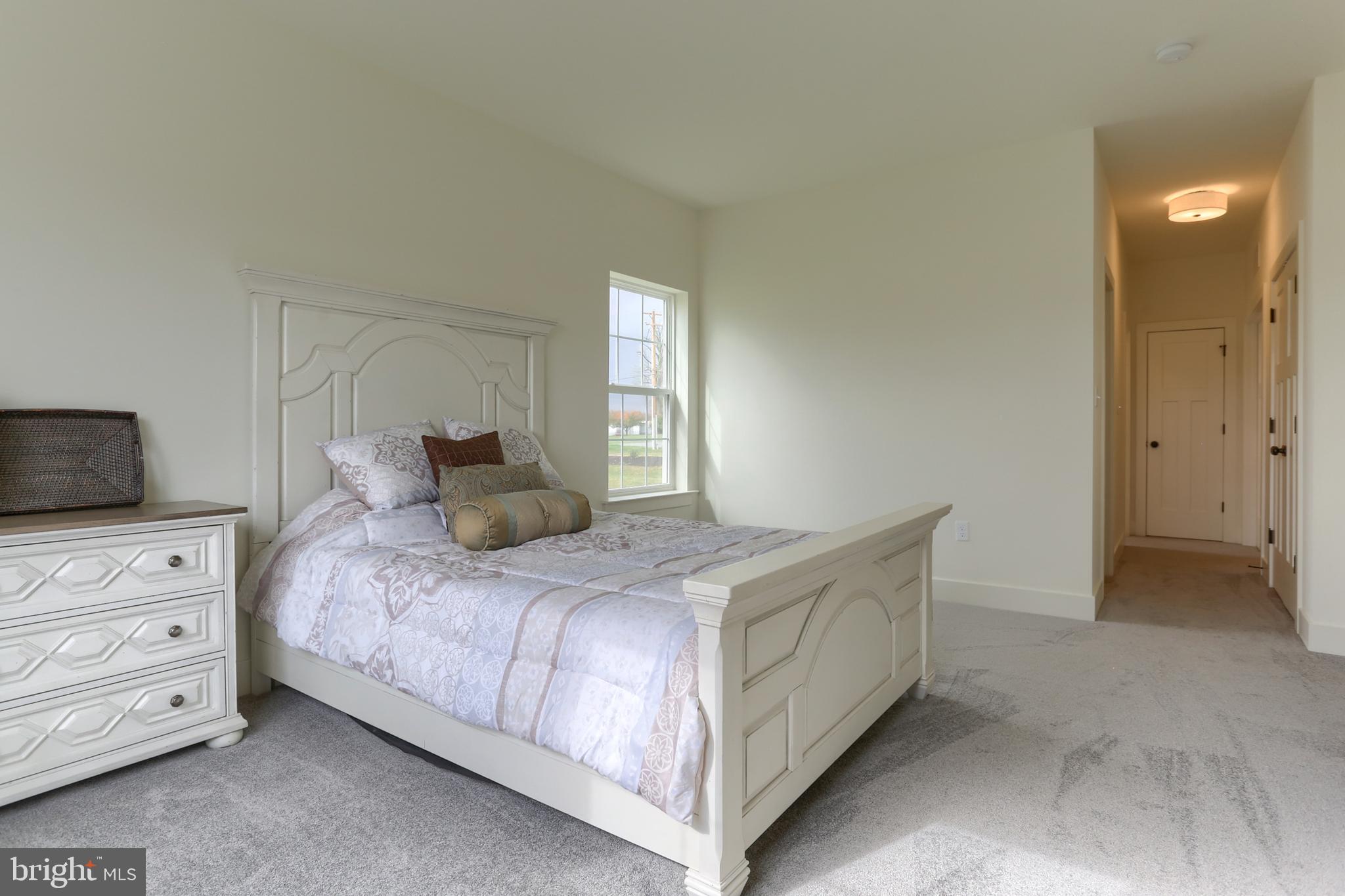 MEADOW LANE FARMS - Residential