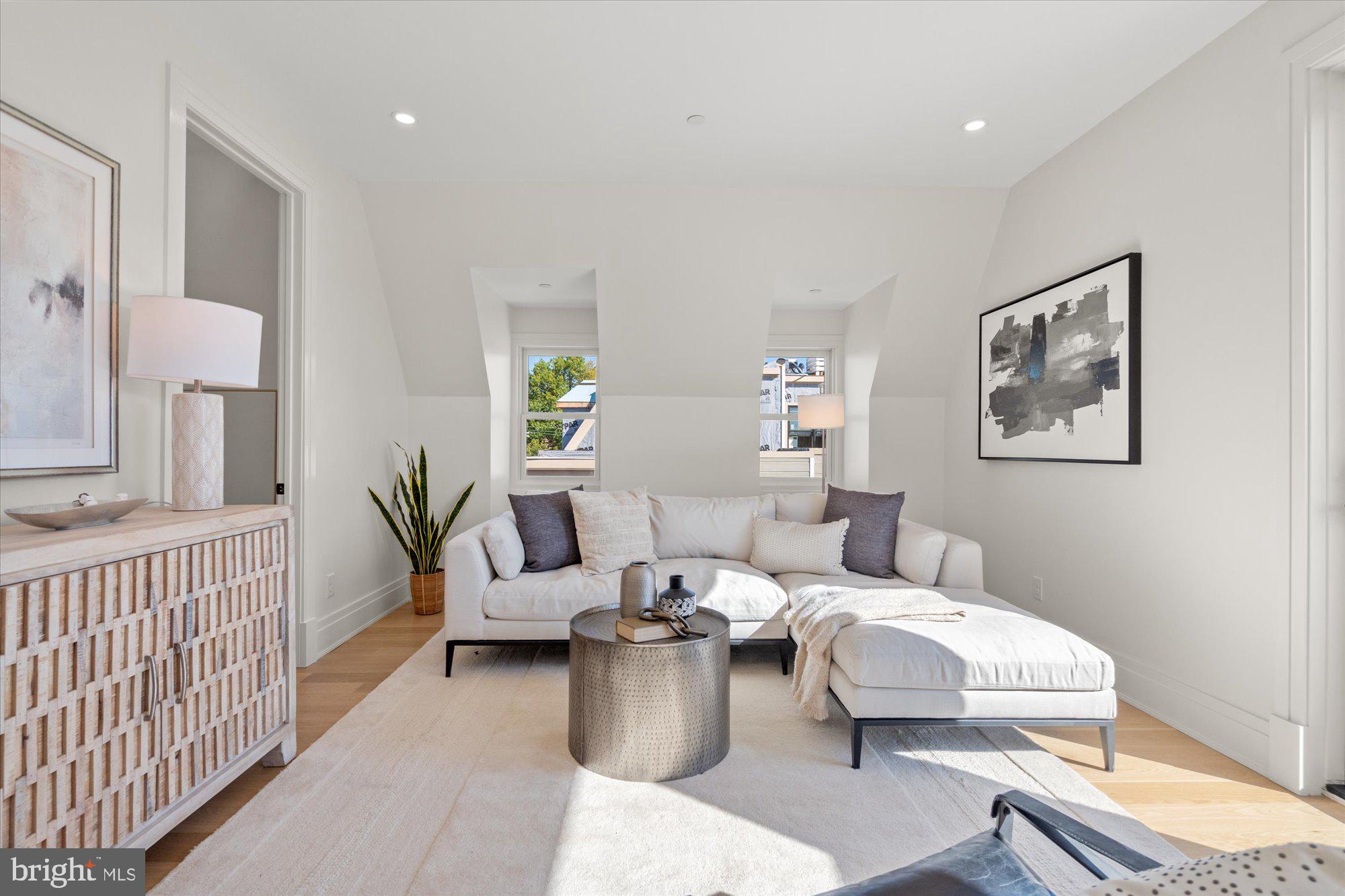 OLD TOWN - Residential