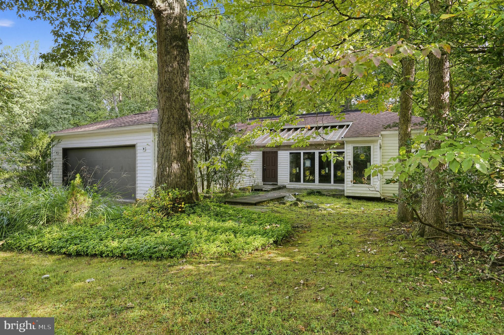 12382 COPENHAGEN COURT