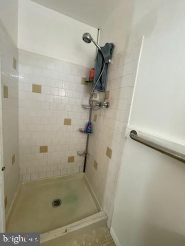 PERRY HALL VILLAGE - Residential