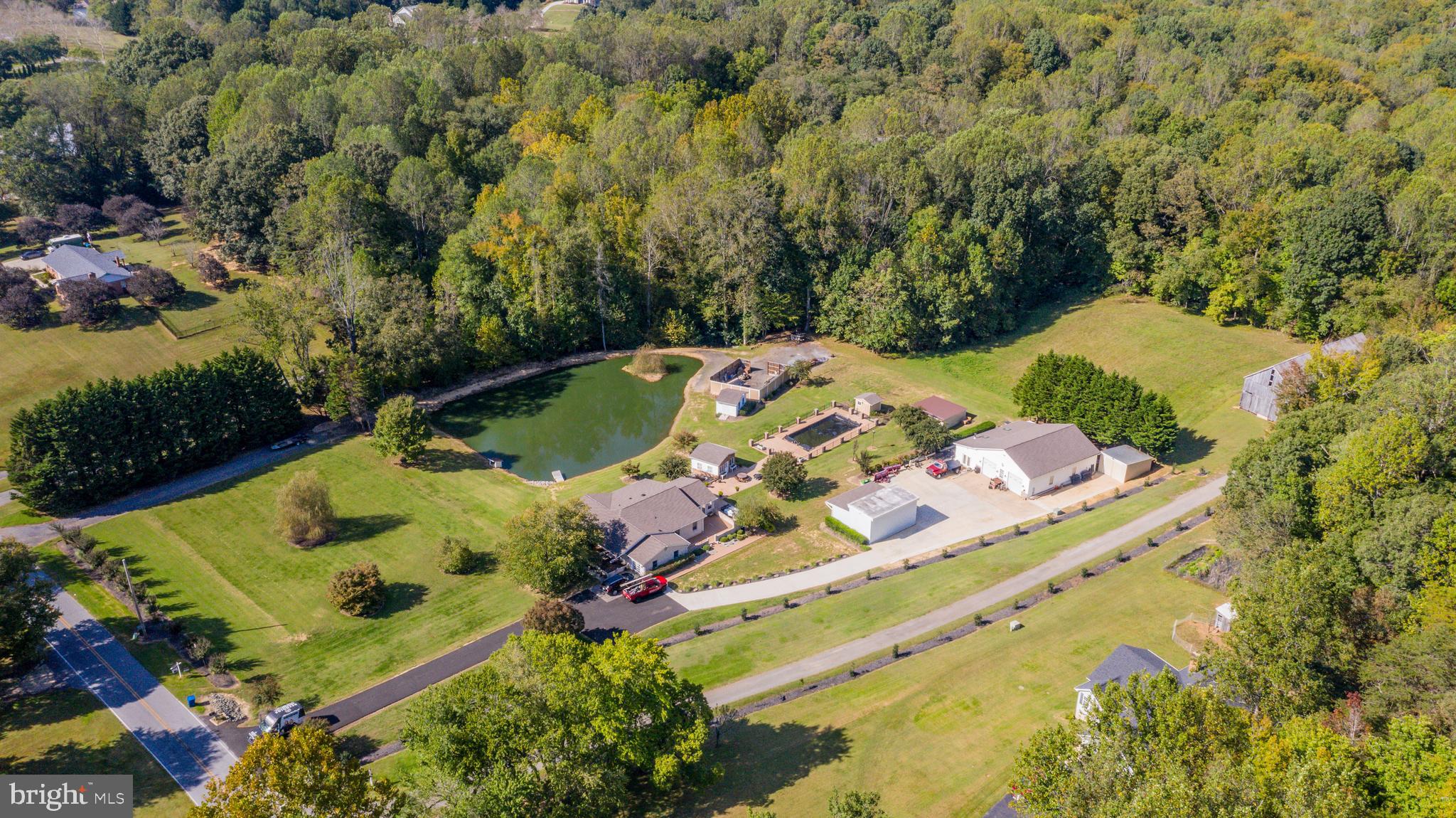 GATEAU - Residential