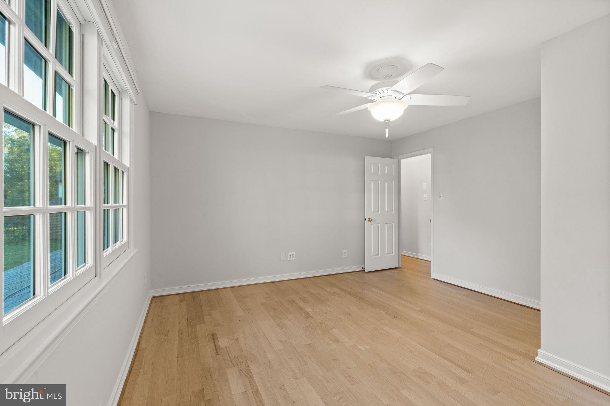 LANGLEY OAKS - Residential