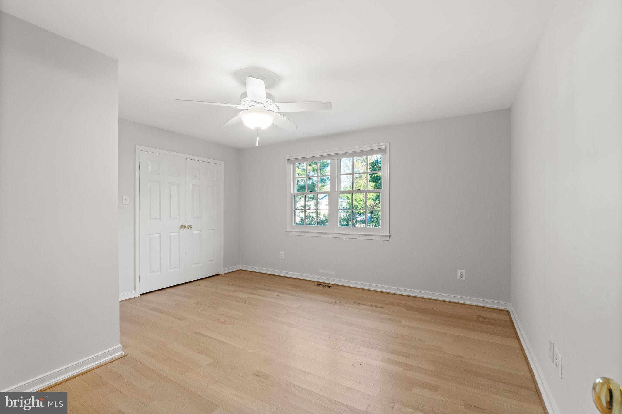 LANGLEY OAKS - Residential