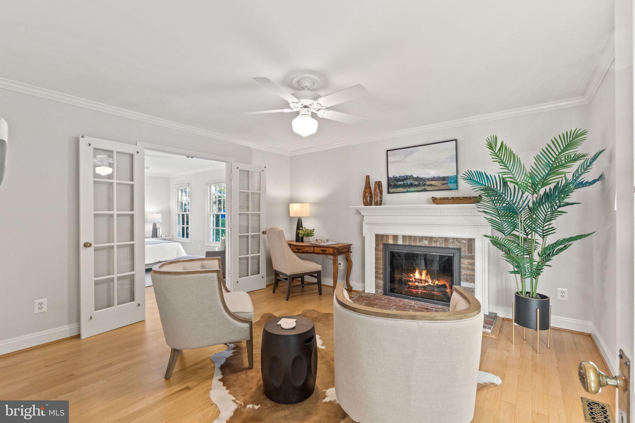 LANGLEY OAKS - Residential