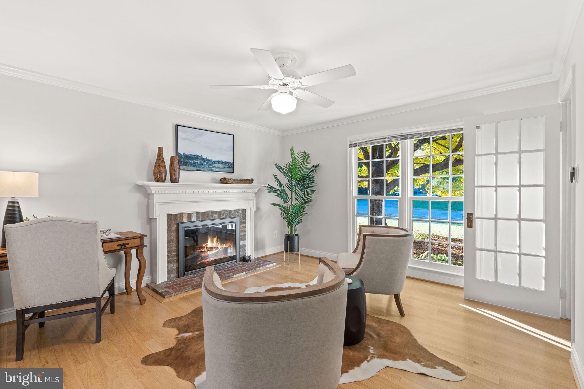 LANGLEY OAKS - Residential