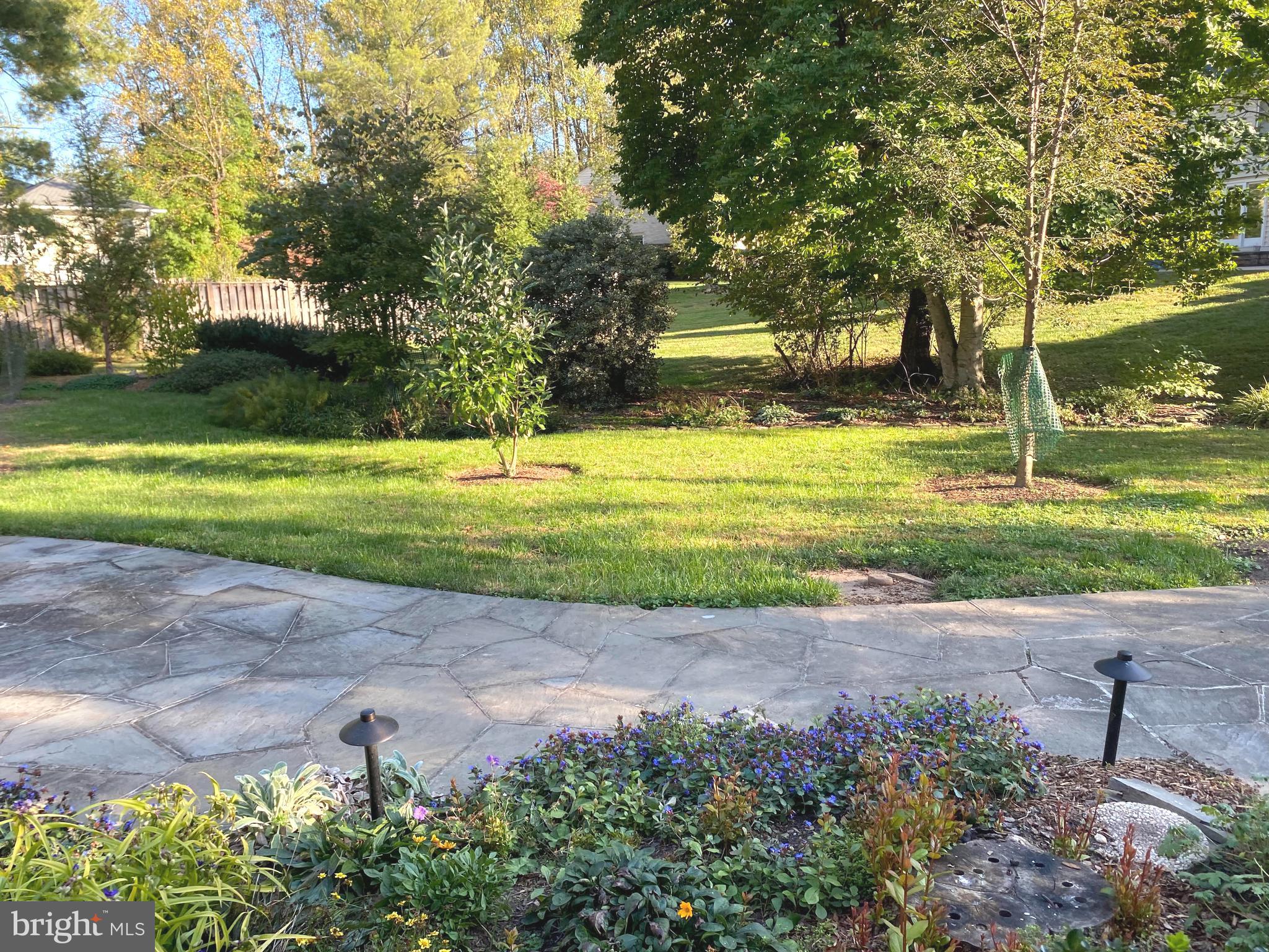 LANGLEY OAKS - Residential