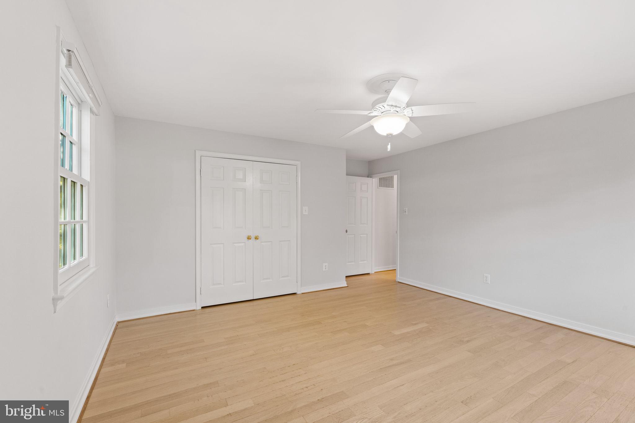 LANGLEY OAKS - Residential