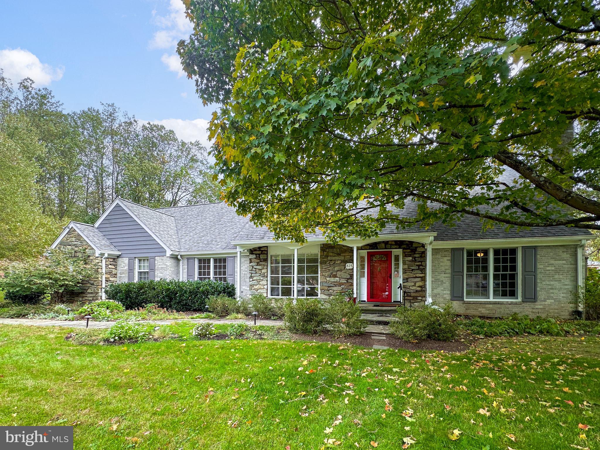 LANGLEY OAKS - Residential