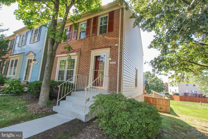 AGENTS... please text or email alternate agent for the combo code in order to show the property. Property has been totally remodeled, with all new appliances, paint and carpet. All bathrooms have been remodeled. Kitchen remodeled with granite counters. Stunning "fenced in backyard"  End unit TH in the sought after Hayfield View Community. Motivated seller and property is priced to sell.