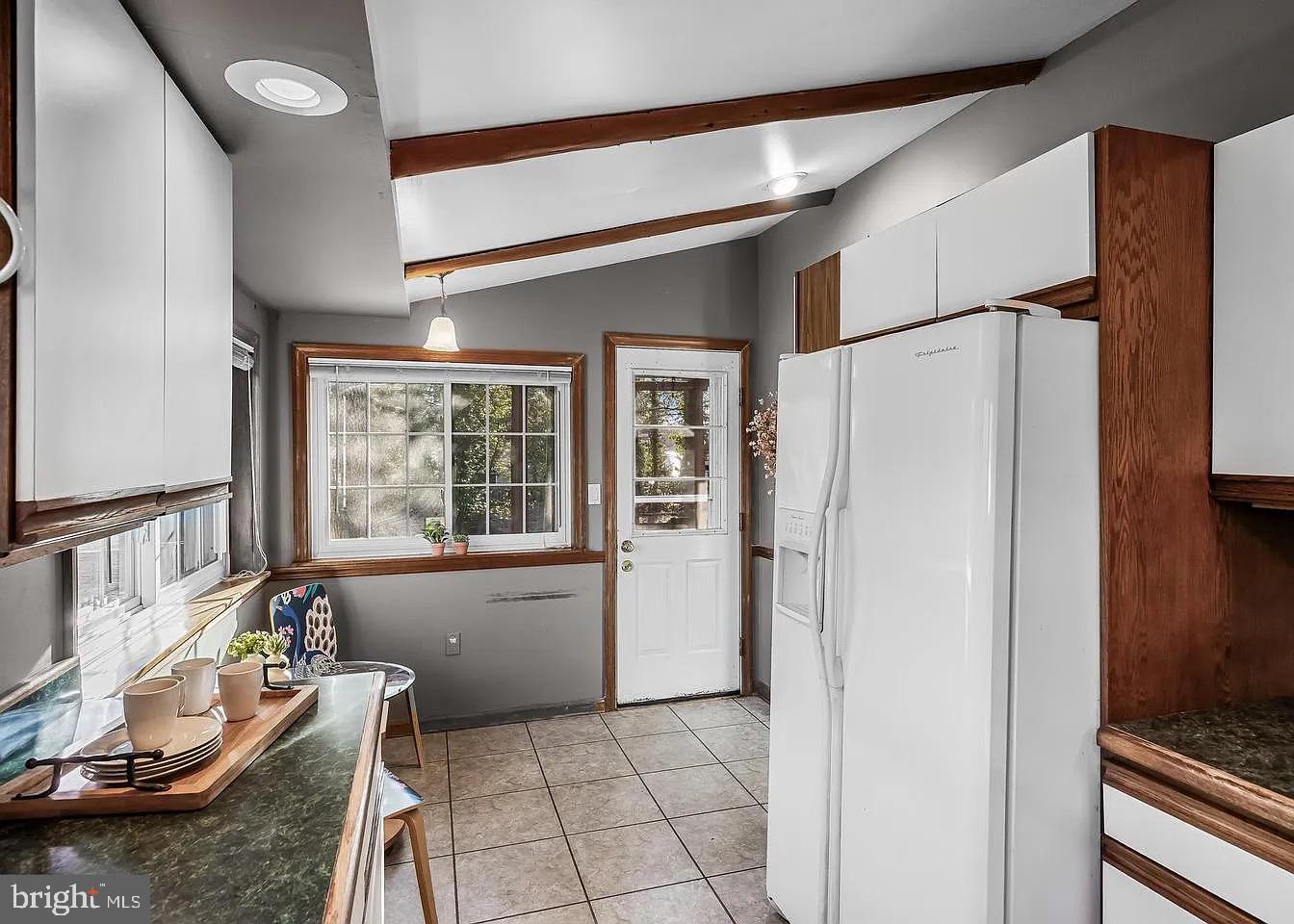 LAKE PINE - Residential