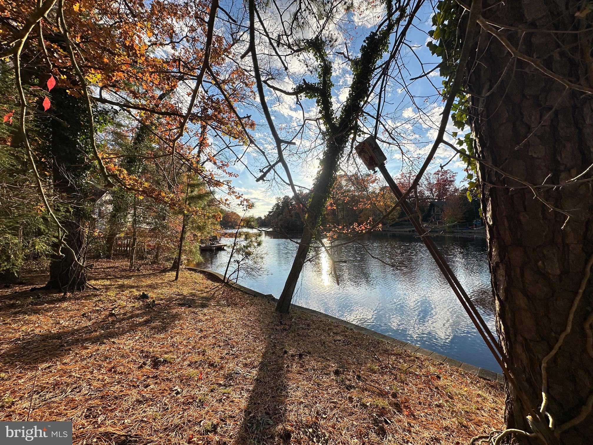 LAKE PINE - Residential