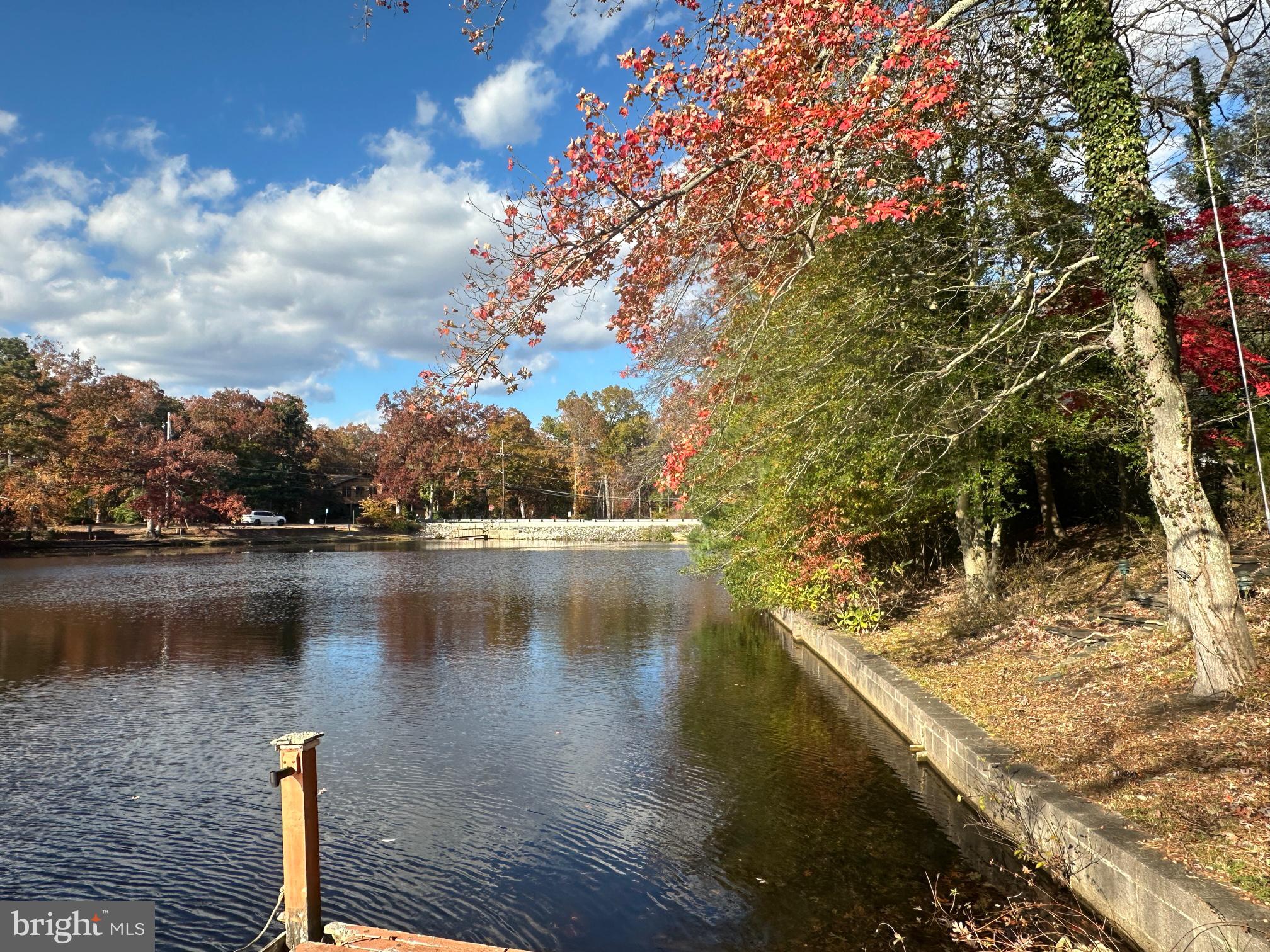 LAKE PINE - Residential