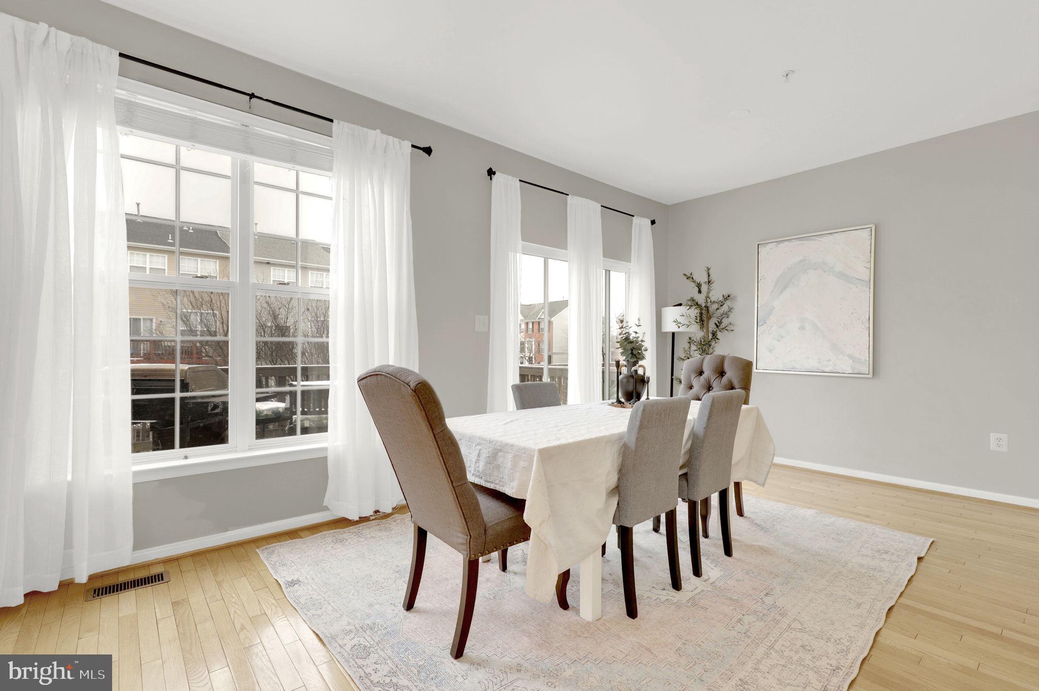 NORTH CROSSING - Residential