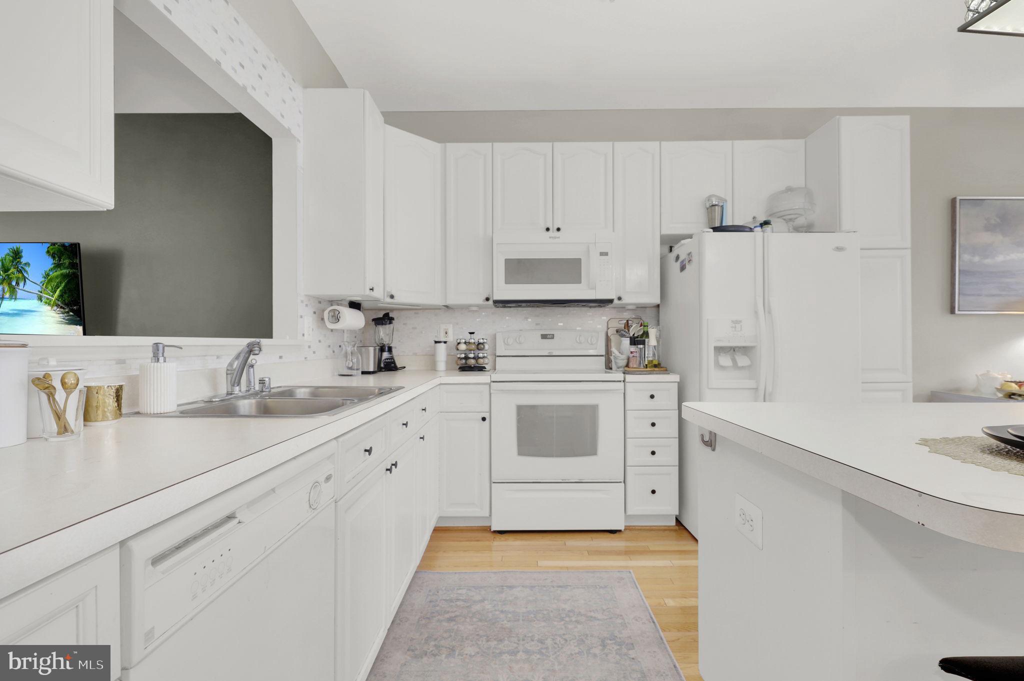 NORTH CROSSING - Residential