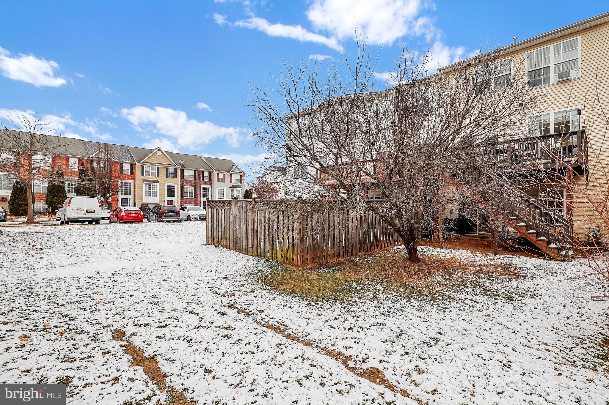 NORTH CROSSING - Residential