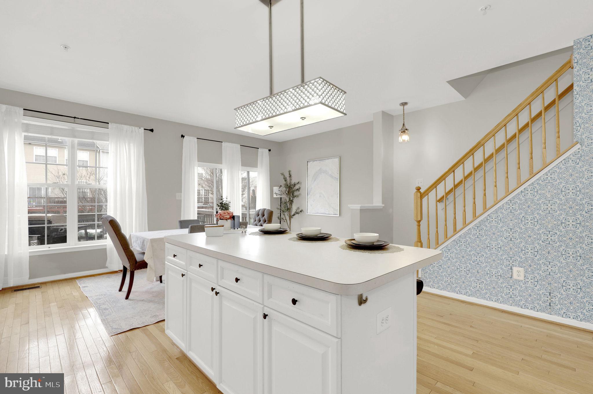 NORTH CROSSING - Residential