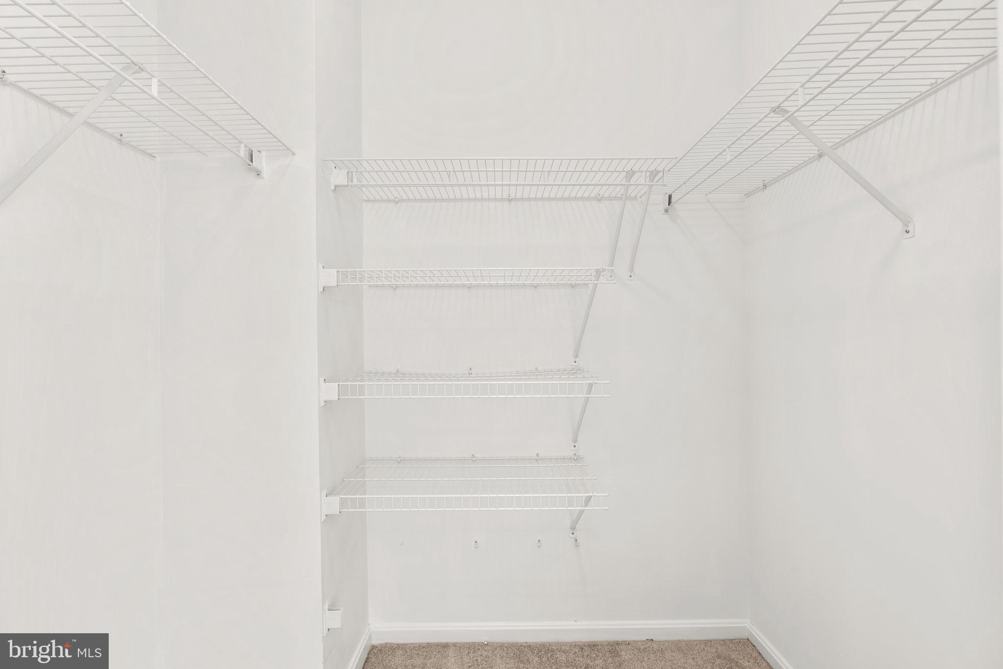 TURNBERRY COURTS AT LEIS - Residential Lease