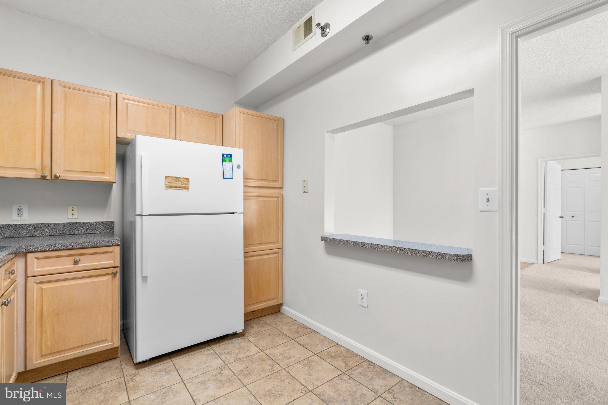 TURNBERRY COURTS AT LEIS - Residential Lease