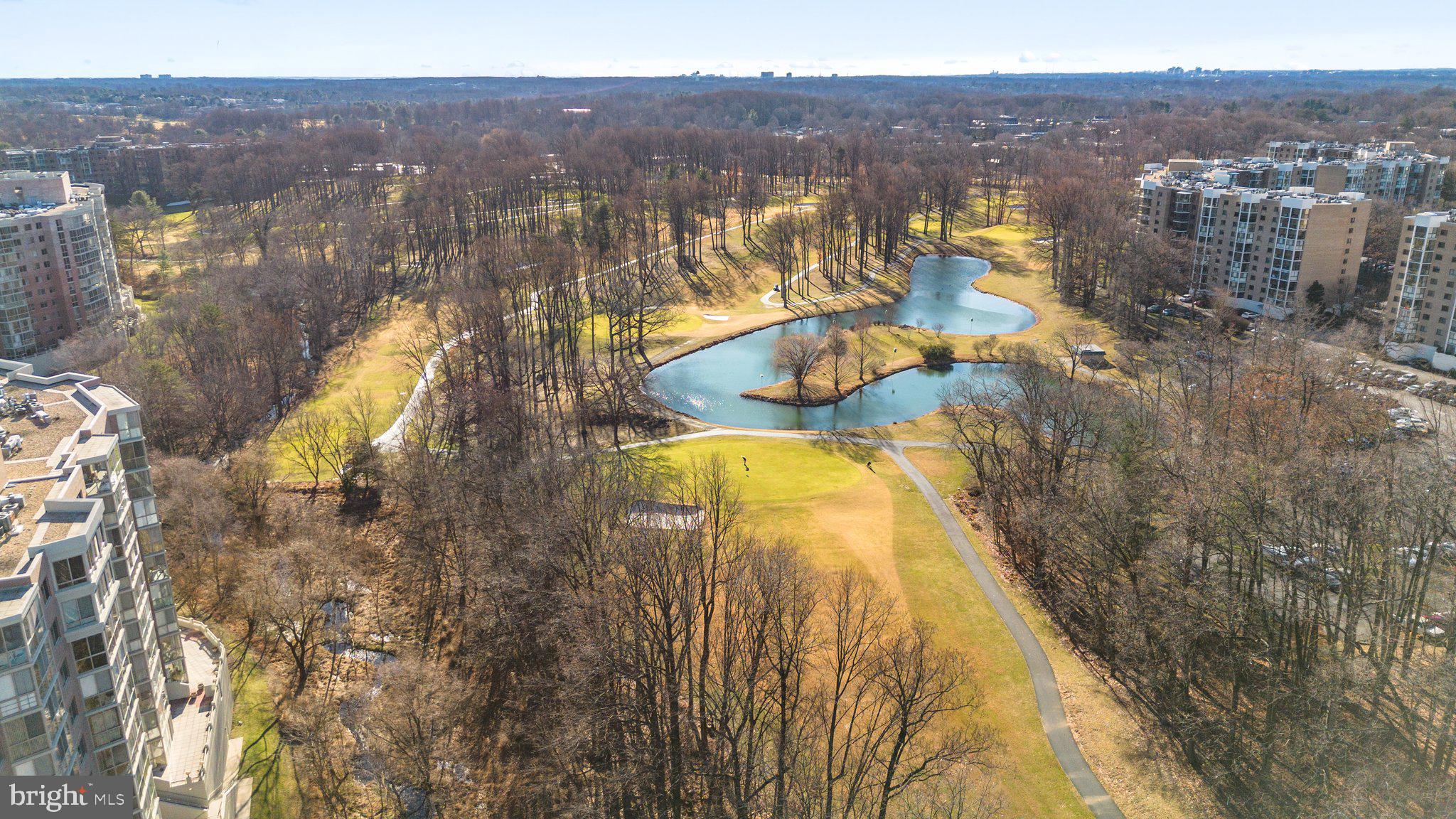 TURNBERRY COURTS AT LEIS - Residential Lease