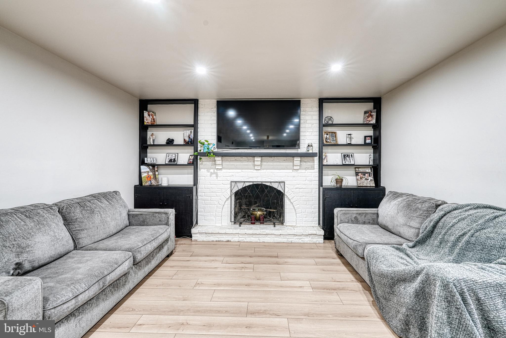 TIMBER VALLEY - Residential