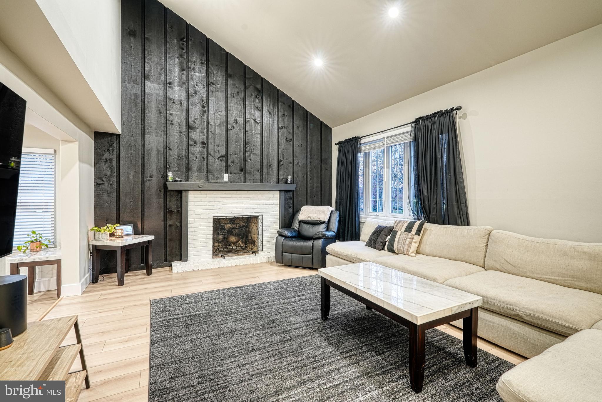 TIMBER VALLEY - Residential