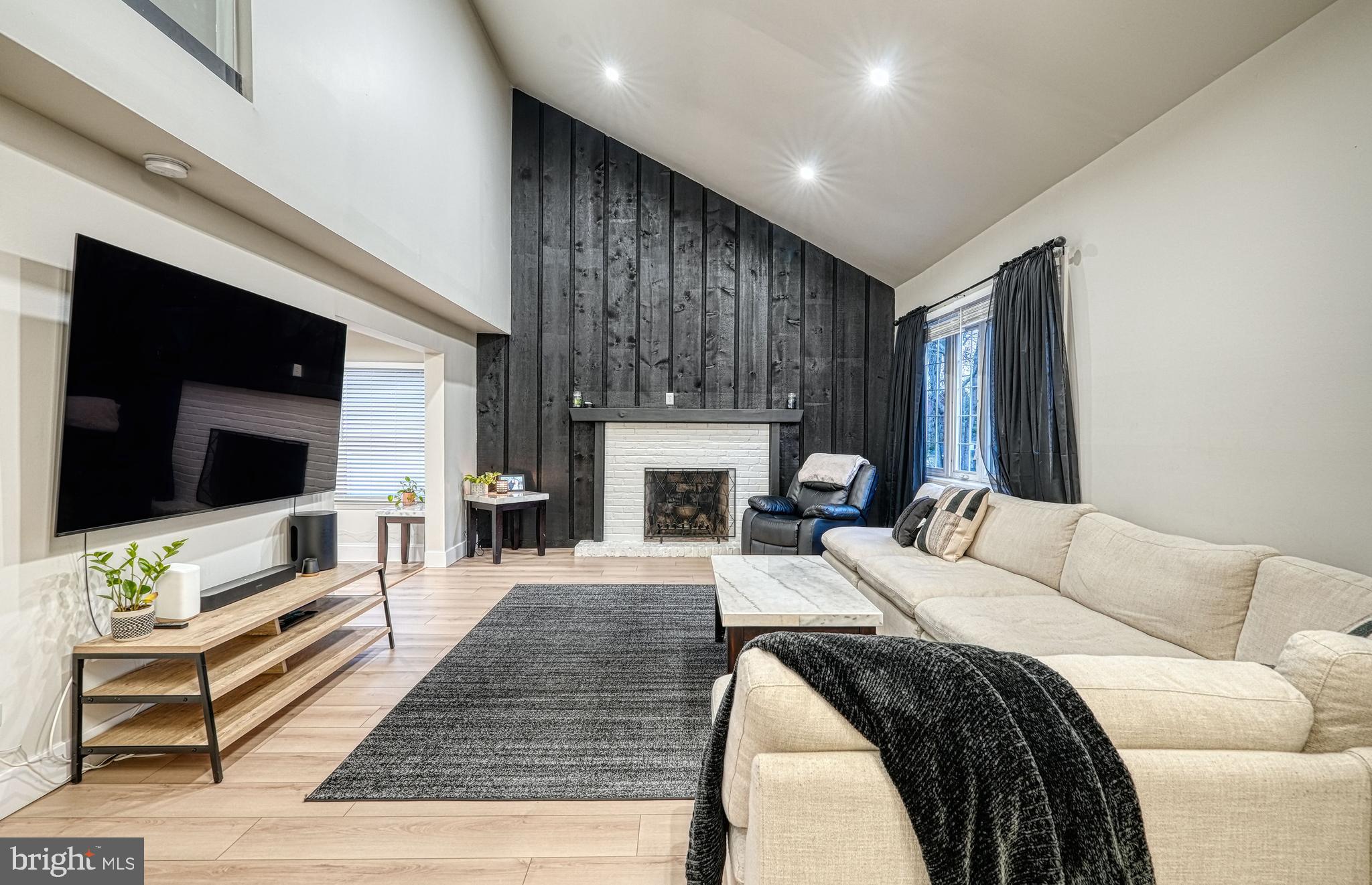 TIMBER VALLEY - Residential