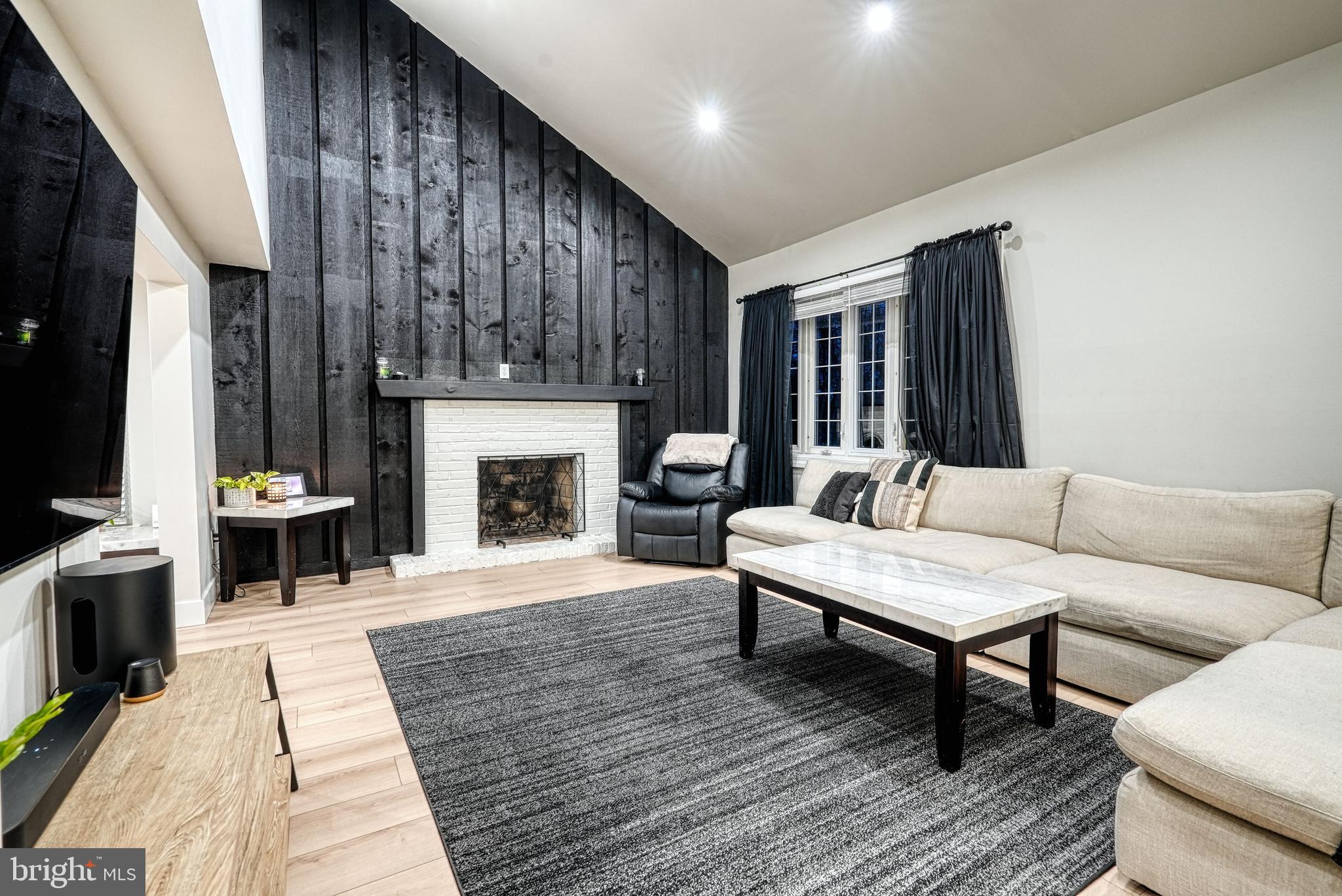 TIMBER VALLEY - Residential