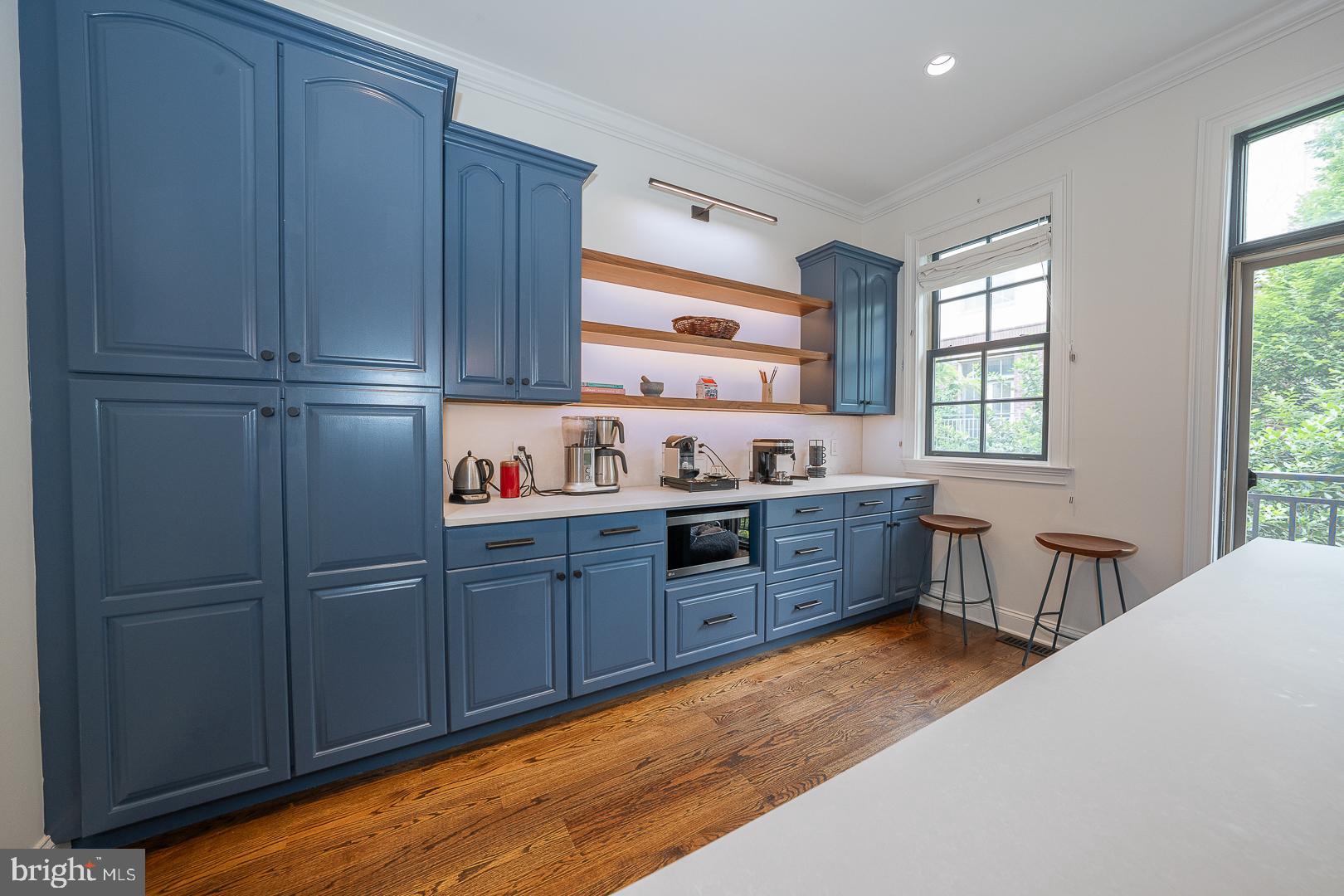 ART MUSEUM AREA - Residential