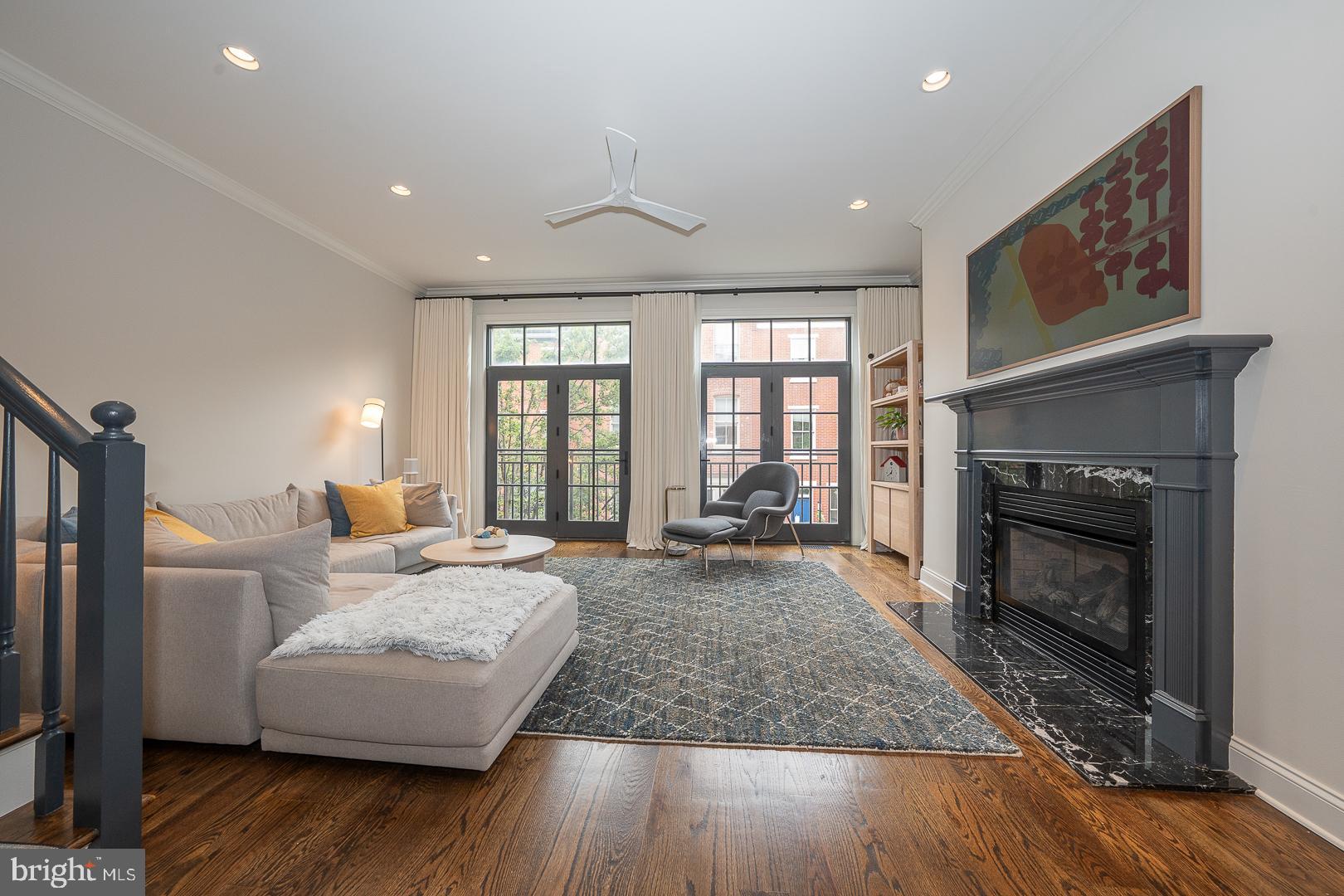 ART MUSEUM AREA - Residential