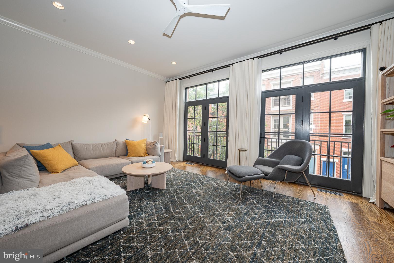 ART MUSEUM AREA - Residential