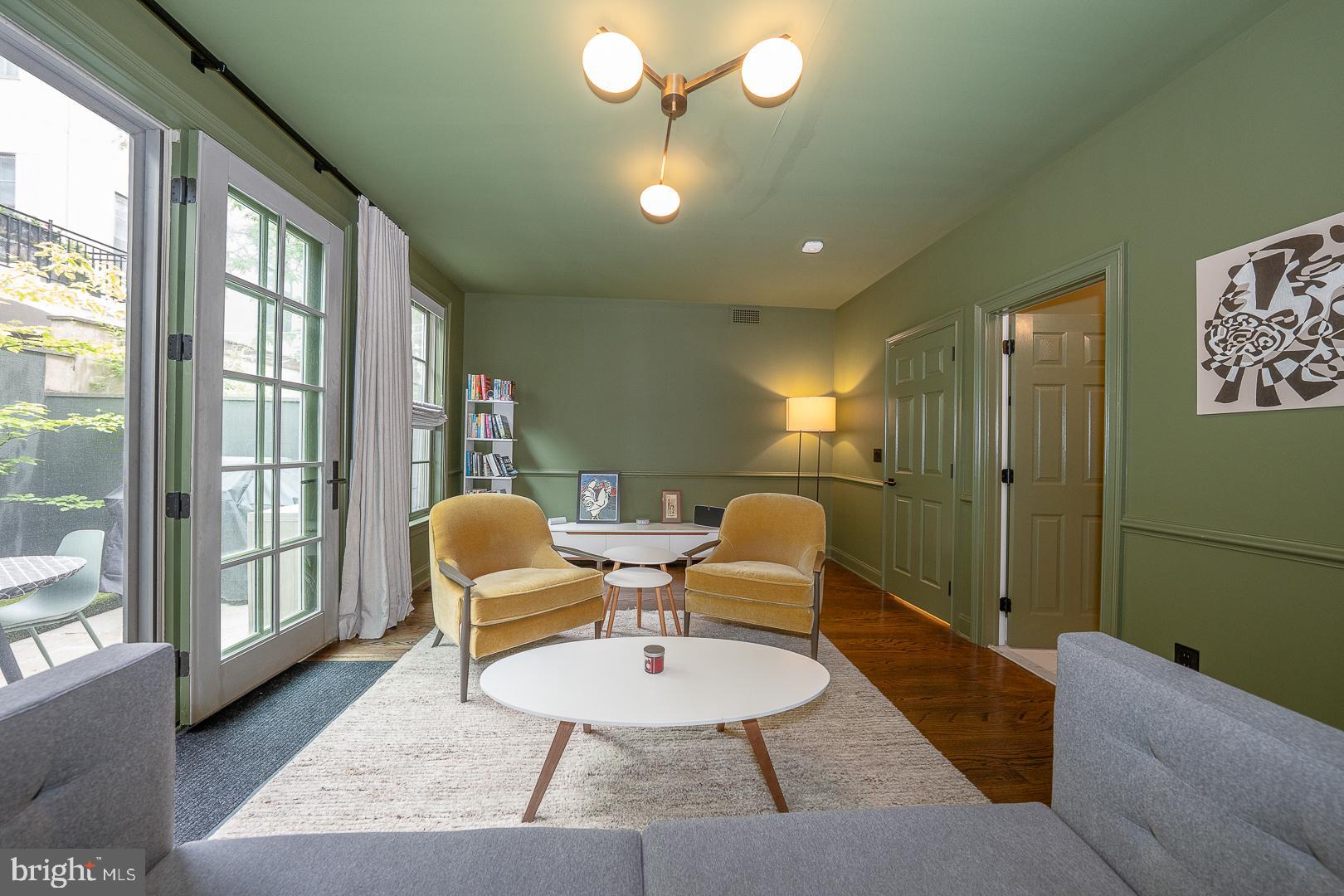 ART MUSEUM AREA - Residential